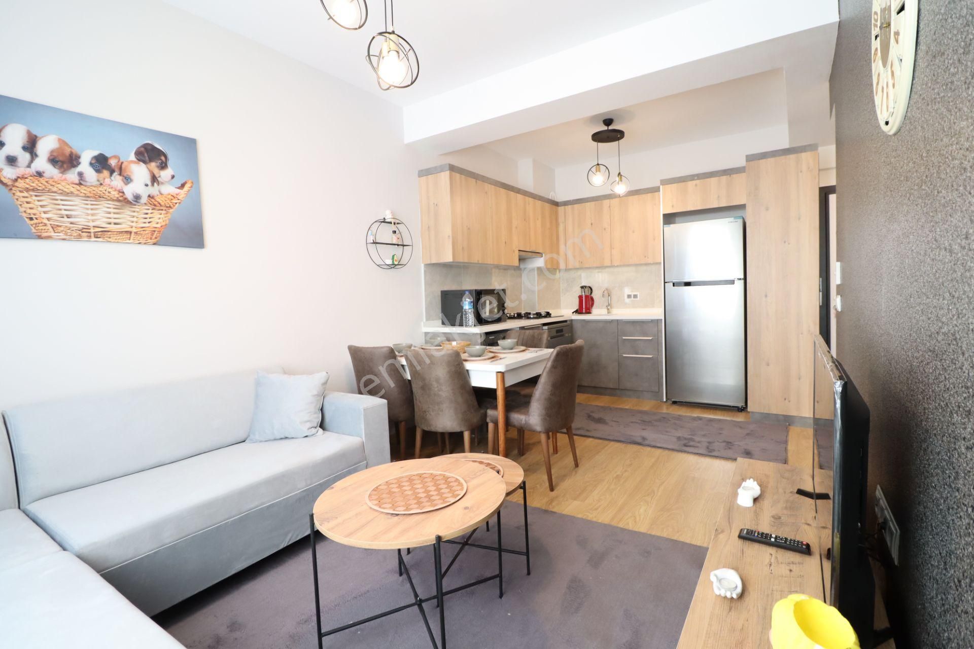 Türk Emlak Ofisi'nden Havuzlu Sitede Eşyalı 1+1 Kiralık Daire - Görsel 5