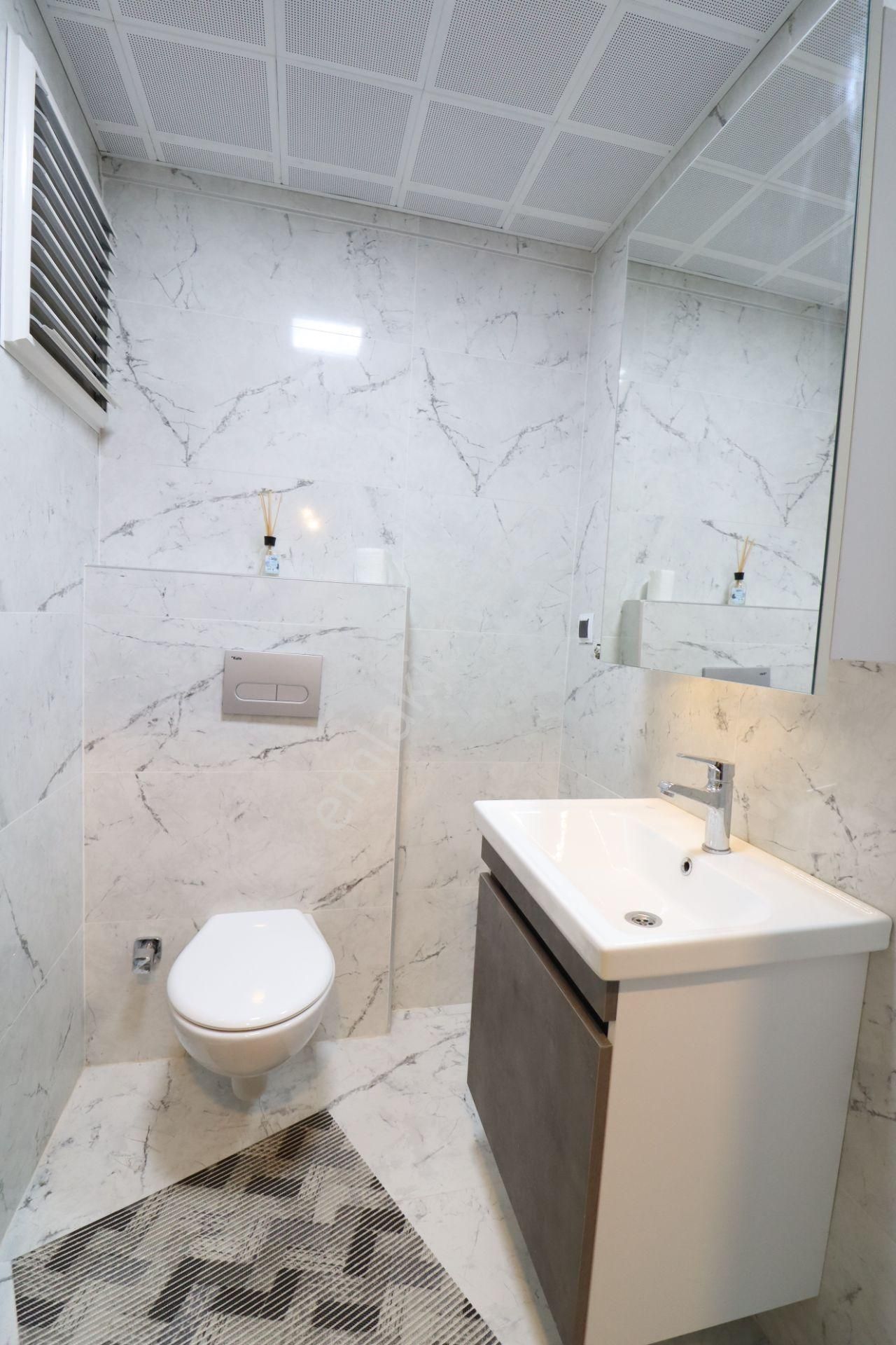 Türk Emlak Ofisi'nden Havuzlu Sitede Eşyalı 1+1 Kiralık Daire - Görsel 16