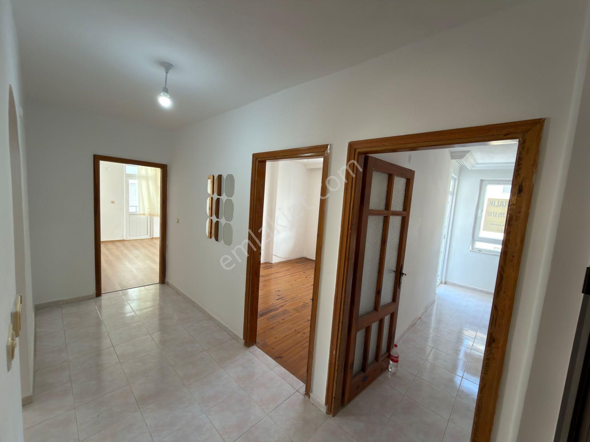 Emlakparktan Saray Mahallesi Merkezi Konum Kiralık 2+1 Daire - Görsel 25