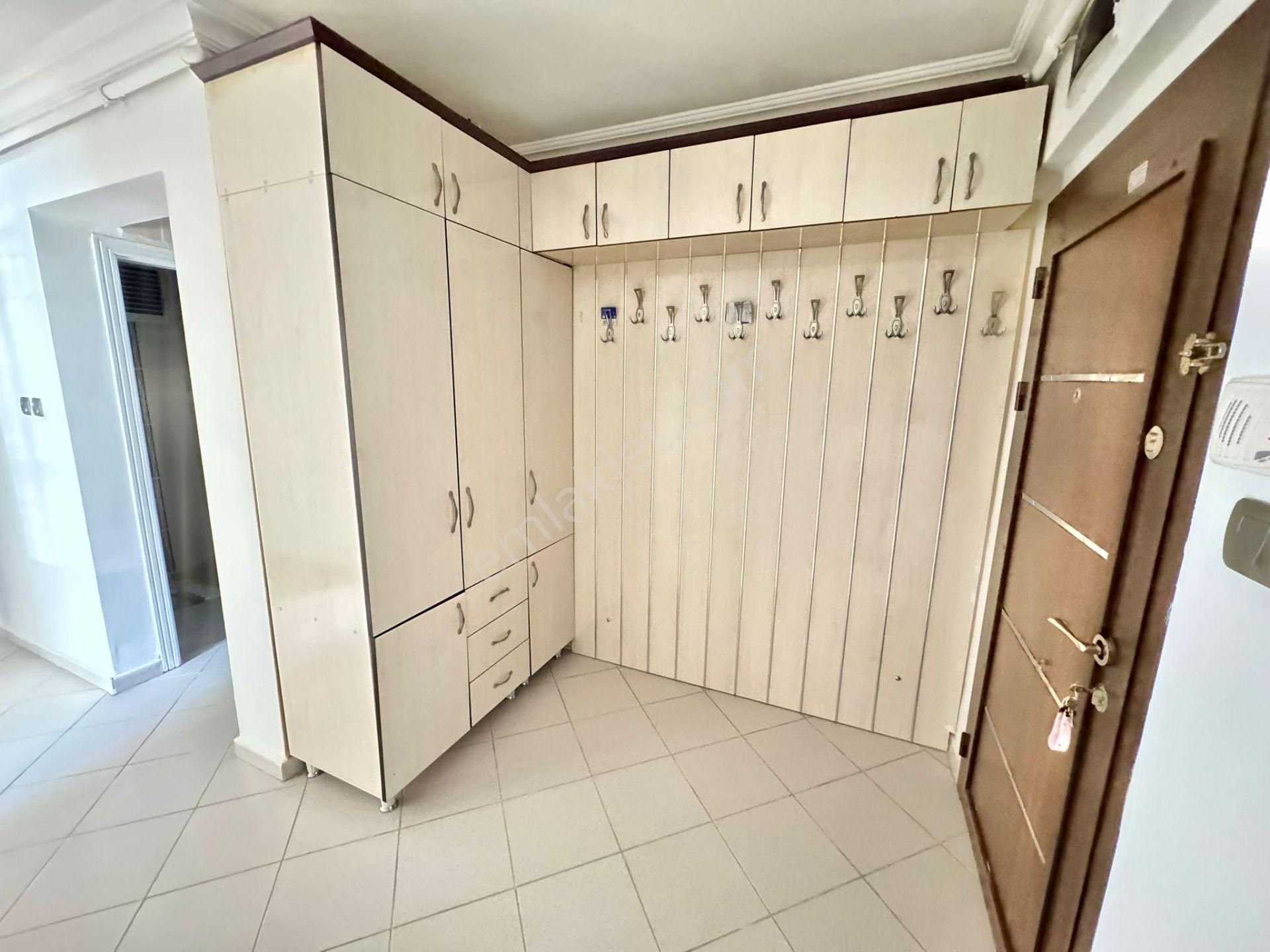 Karapürçek'te Ön Cephe Kilerli Çift Banyolu 3+1 Satılık Yüksek Giriş - Görsel 24