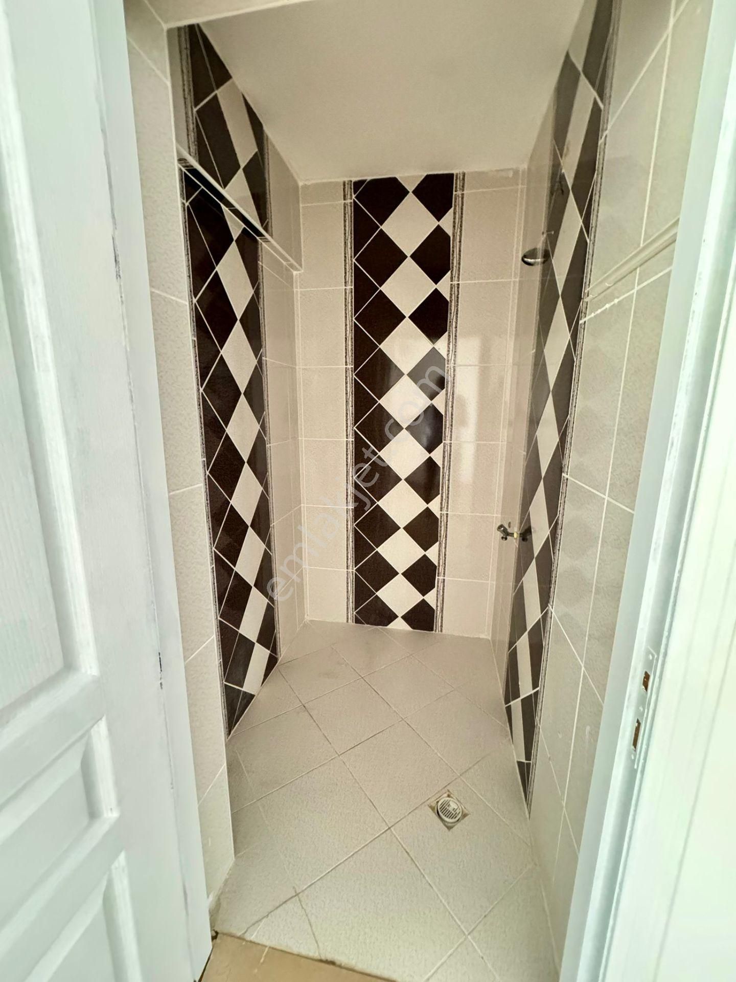 Karapürçek'te Ön Cephe Kilerli Çift Banyolu 3+1 Satılık Yüksek Giriş - Görsel 29