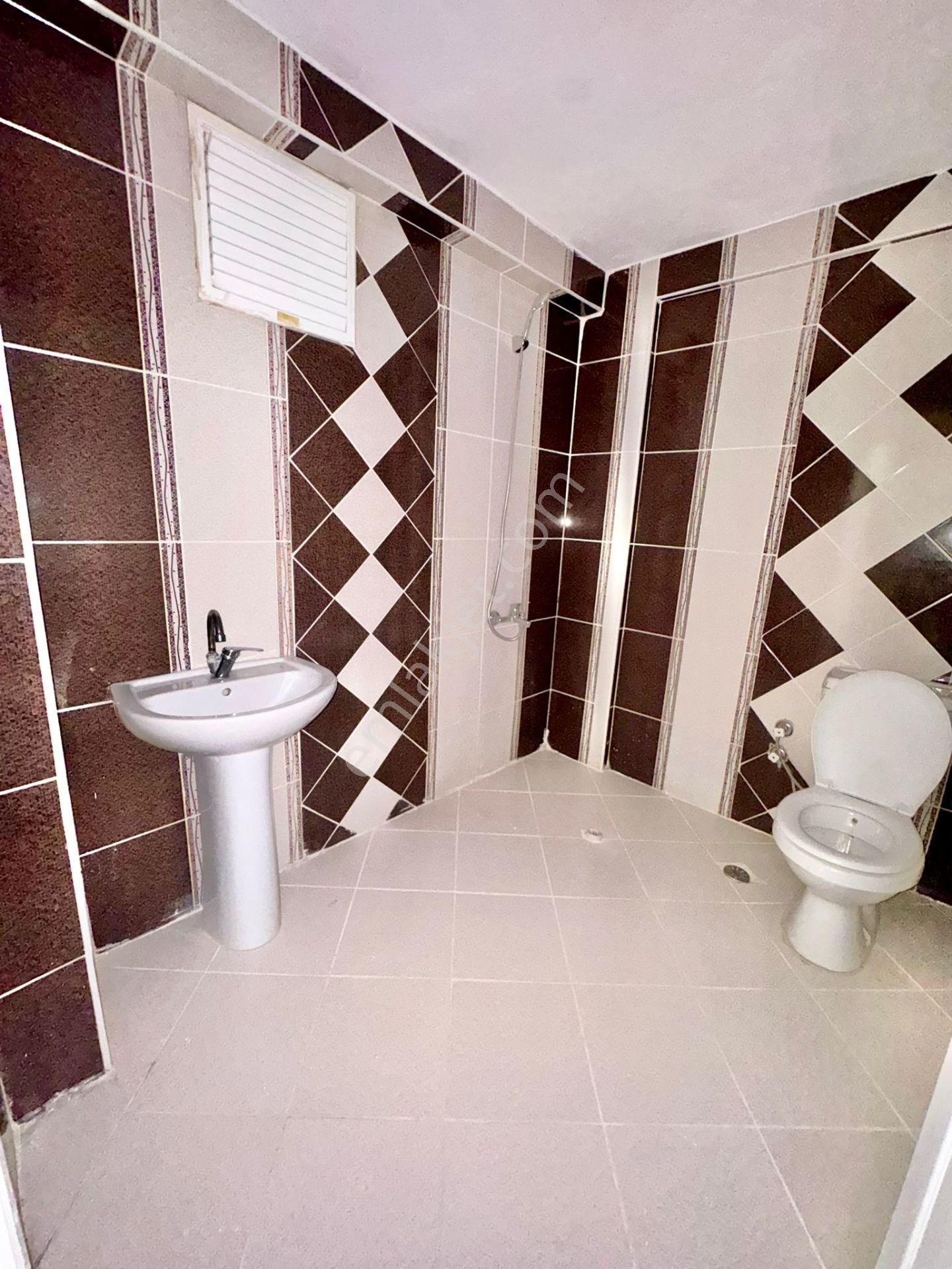 Karapürçek'te Ön Cephe Kilerli Çift Banyolu 3+1 Satılık Yüksek Giriş - Görsel 33