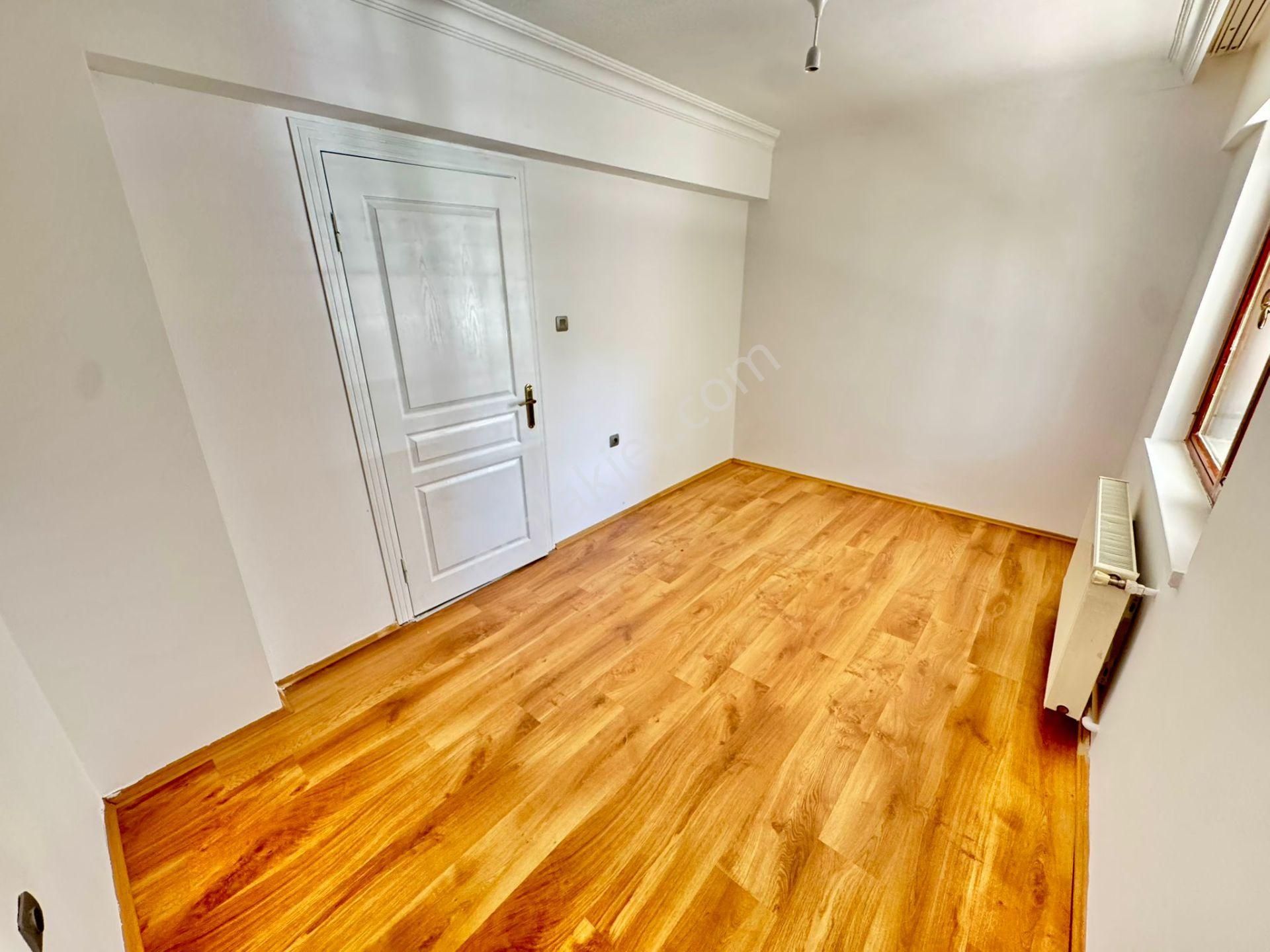 Karapürçek'te Ön Cephe Kilerli Çift Banyolu 3+1 Satılık Yüksek Giriş - Görsel 16