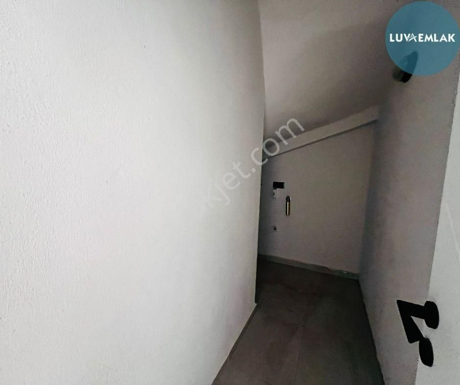 Didim Akbük'te Havuzlu Site İçinde Deniz Ve Doğa Manzaralı 3+1 Daire - Görsel 5