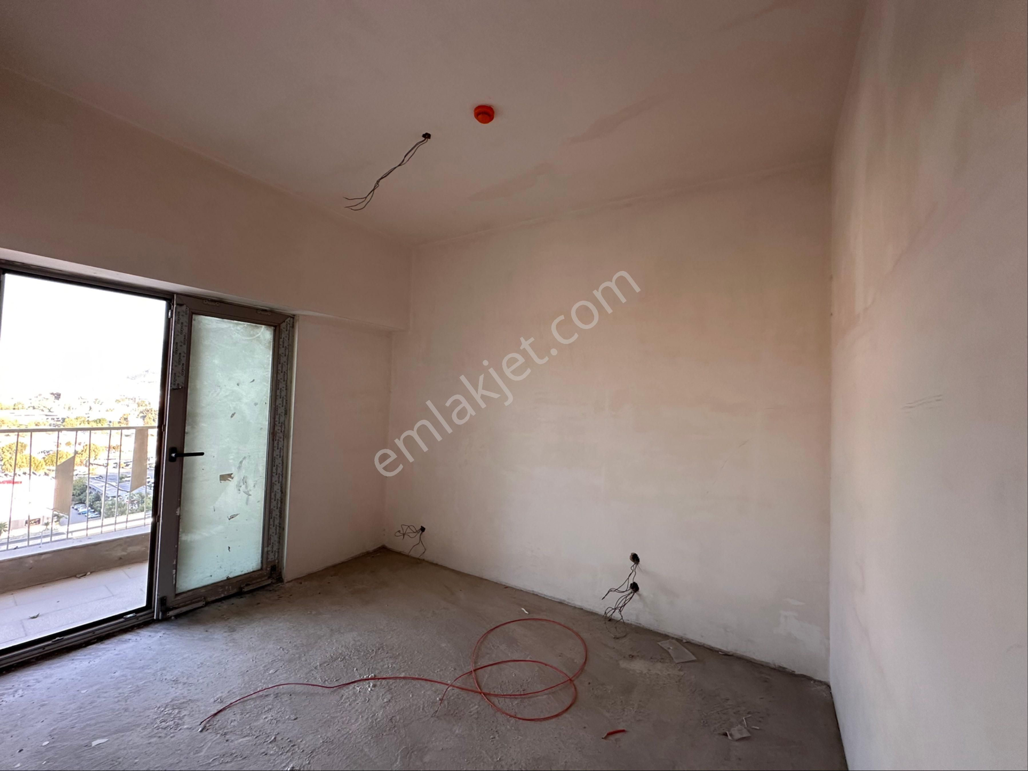 Bornova Poınt Resıdence Satılık 1+1 Daire - Görsel 11