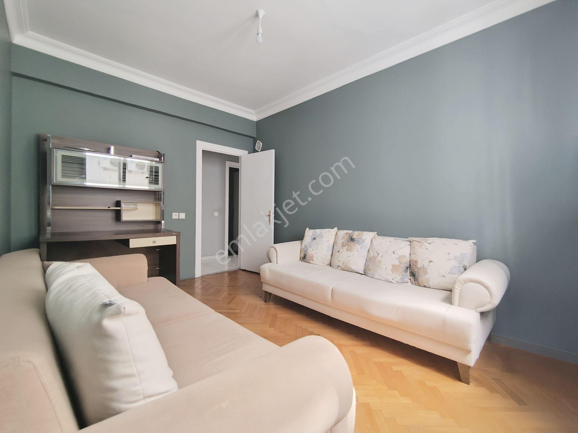 Denize Yakın Satılık 3+1 Daire 180 M2 | Açık Otoparklı Arakatta! - Görsel 20