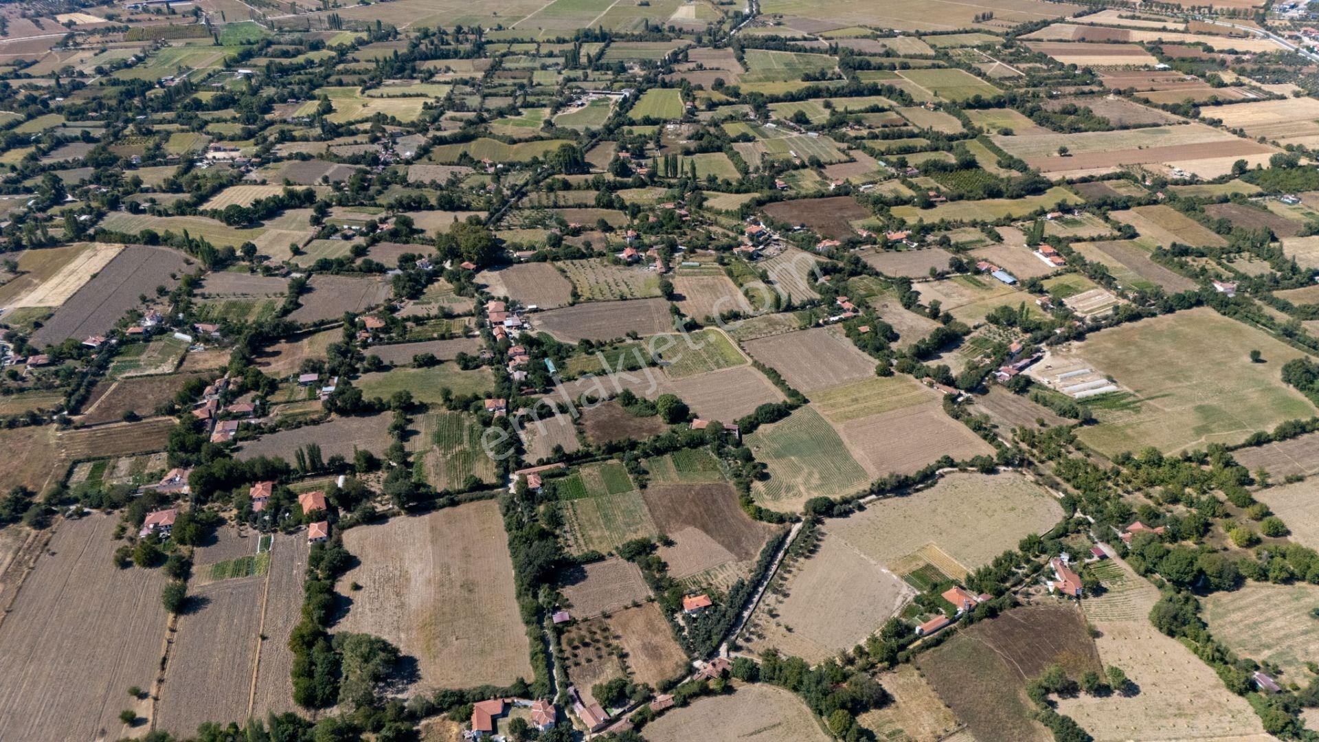 Cb Marina'dan Karabağlar'da Yayla Evine Uygun Satılık Tarla - Görsel 14
