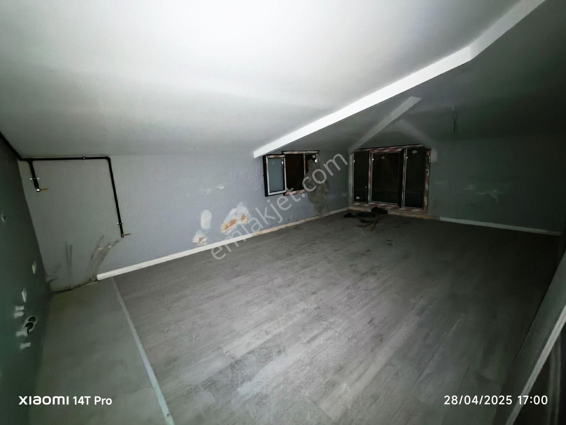 Eyüp Merkez Mh.piyerloti Altı 4+2 , Lüks, Asansörlü, Kapalı Otoparklı, Sıfır, Dublex Daire - Görsel 26