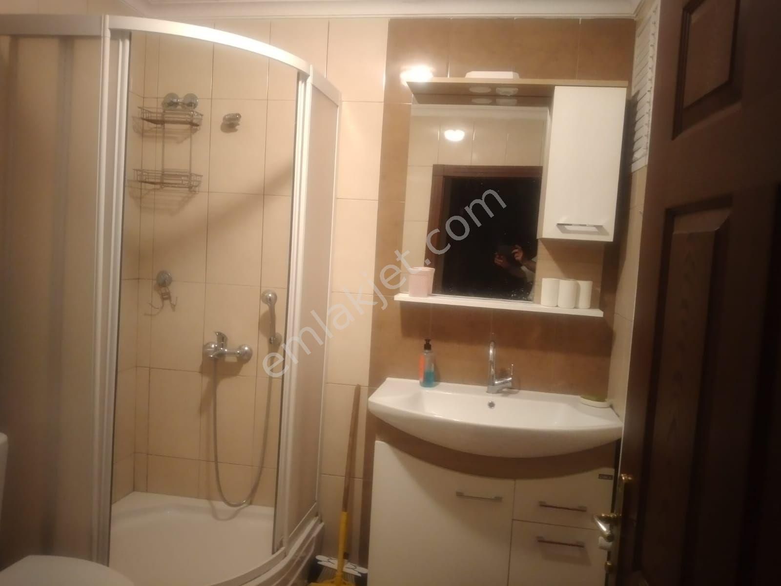 Çankaya Aşıkpaşa Mahallesi Açın Caddesi 3+1, 1. Kat 145m2, 2 Banyo, 3 Balkon, Kombi, Manzaralı Daire - Görsel 3