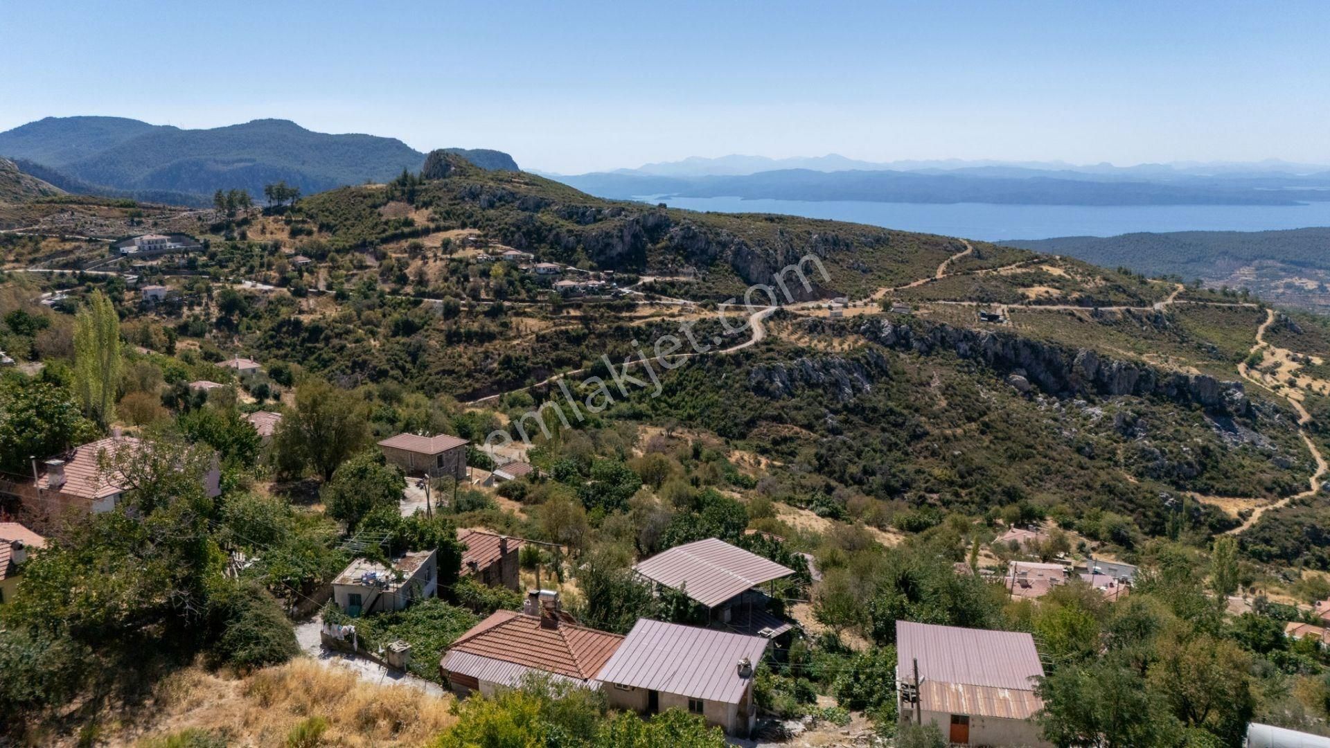 Cb Marina'dan Zeytinköy'de Akbük'e 5 Dk Satılık "ev Ve Tarla" - Görsel 3