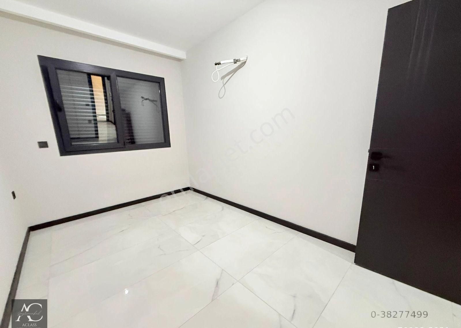 Kuşadasında Merkezı Konumlu-güvenlık-havuz-otopark-yerden Isıtma-lüx-özel Bahçeli-1+1-akıllı Ev - Görsel 29