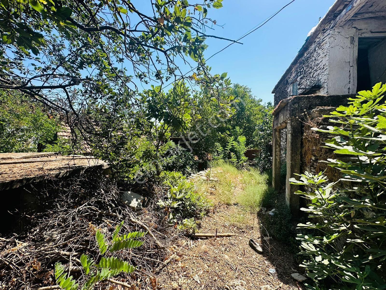 Mor Çiçek Emlak Tire Dallık Satılık Kargir Ev Ve Arsa - Görsel 5