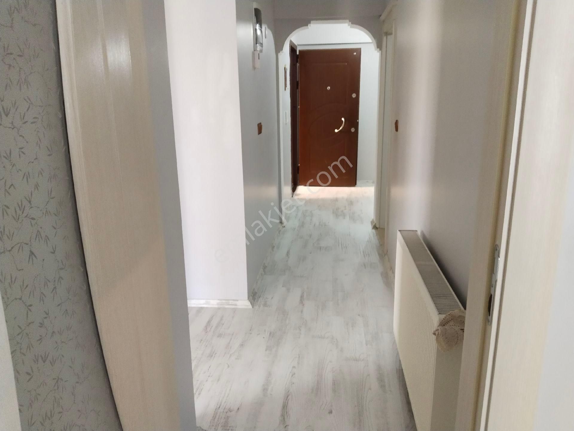 Bergama Zeytin Park Mevki Asansörlü Doğalgazlı Ara Kat 3+1 Geniş Daire Kiralık - Görsel 4