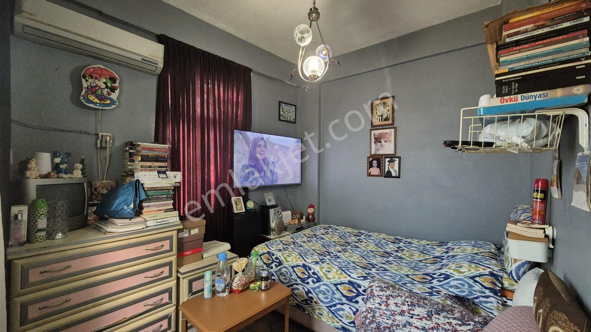 İzmir Konak Tatar Mahallesinde 3 Katlı Müstakil Satılık Rumevi - Görsel 12