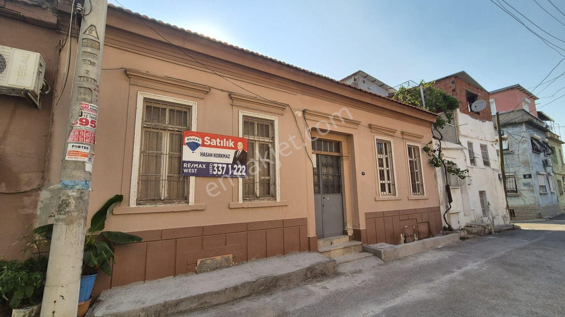 İzmir Konak Tatar Mahallesinde 3 Katlı Müstakil Satılık Rumevi - Görsel 2