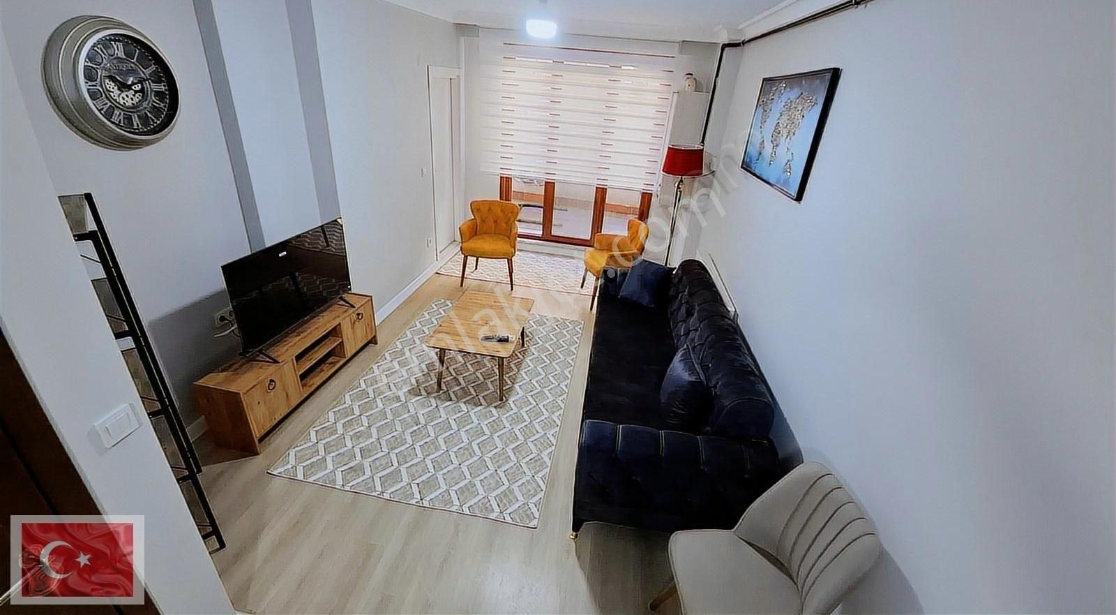 Metroya Çok Yakın 1+1 Full Eşyalı Çift Teraslı Harika Daire - Görsel 12