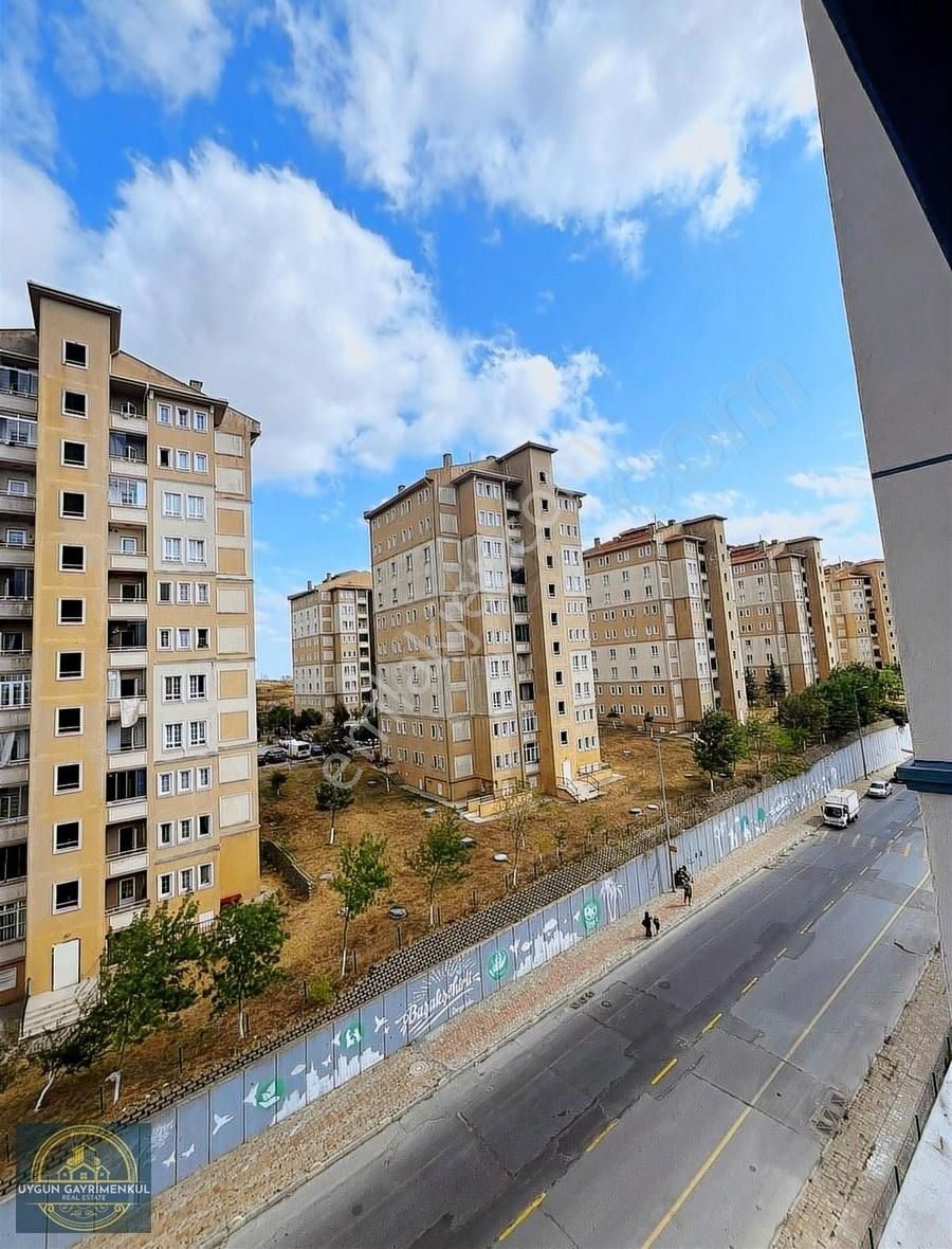 Acil Kayaşehir 13.bölge'de Yatırımlık 7.kat Ara Kat Daire - Görsel 6