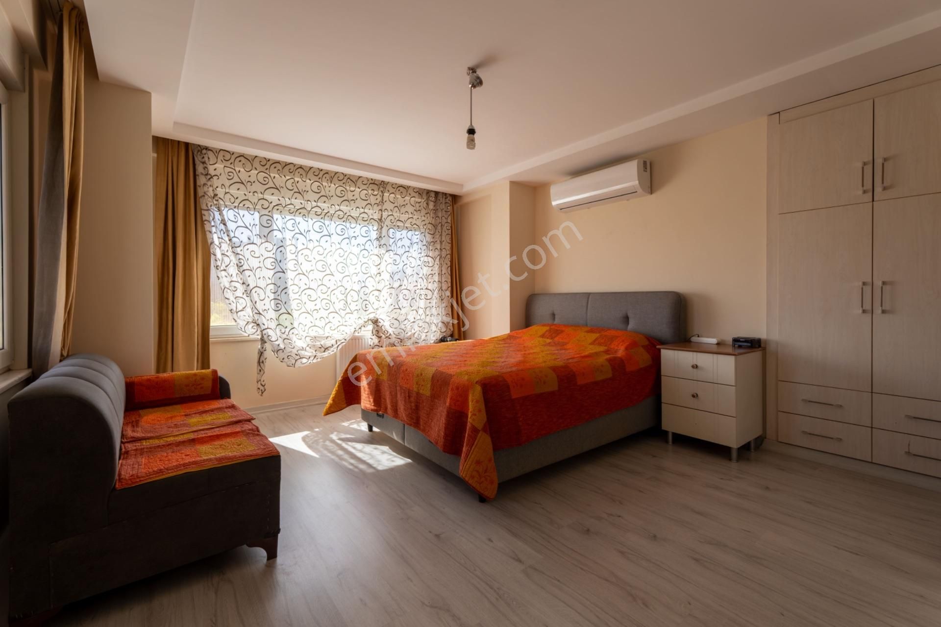 Döşemealtı Yeşilbayırda 5+1 Müstakil Trıplex Villa - Görsel 13