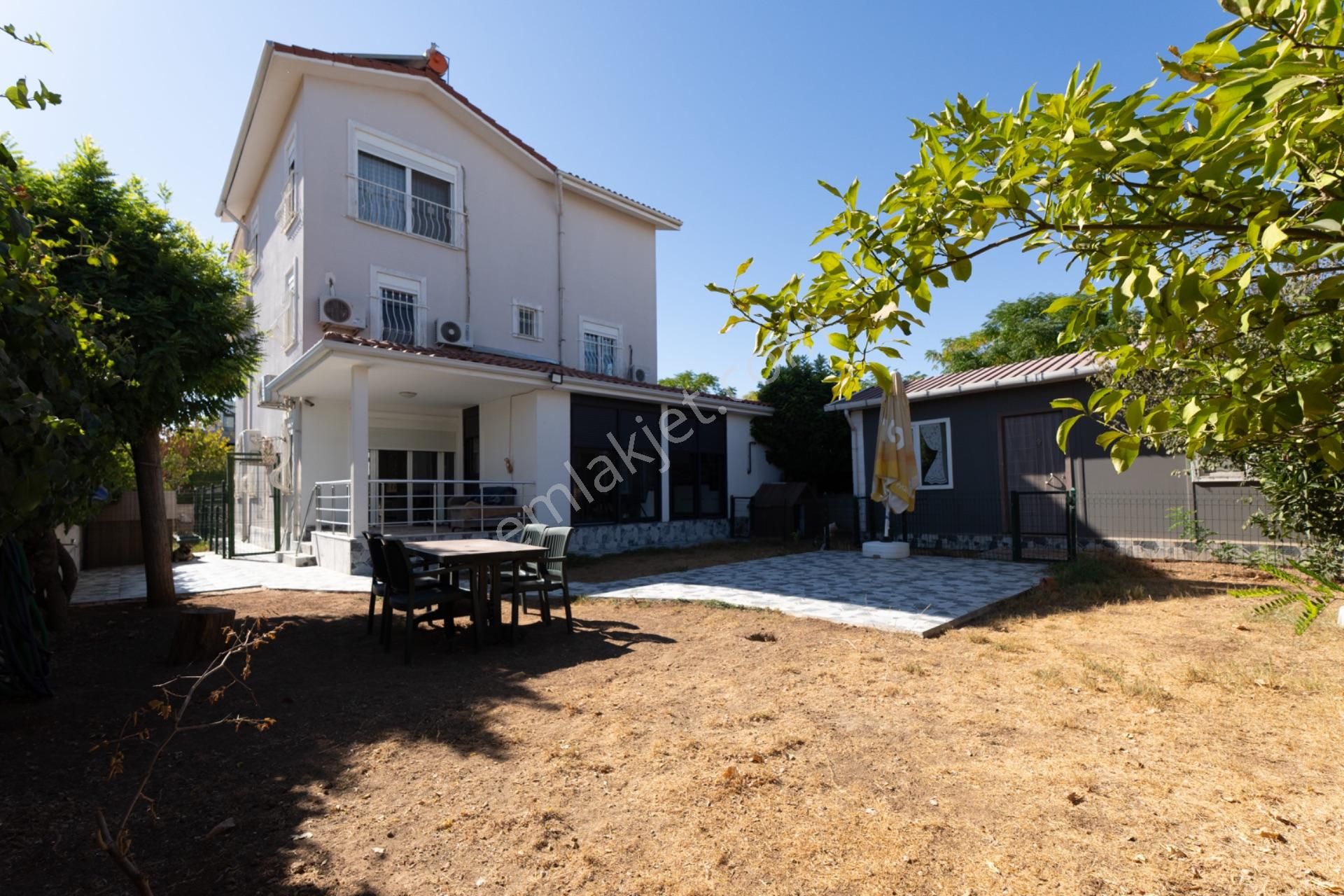 Döşemealtı Yeşilbayırda 5+1 Müstakil Trıplex Villa - Görsel 26