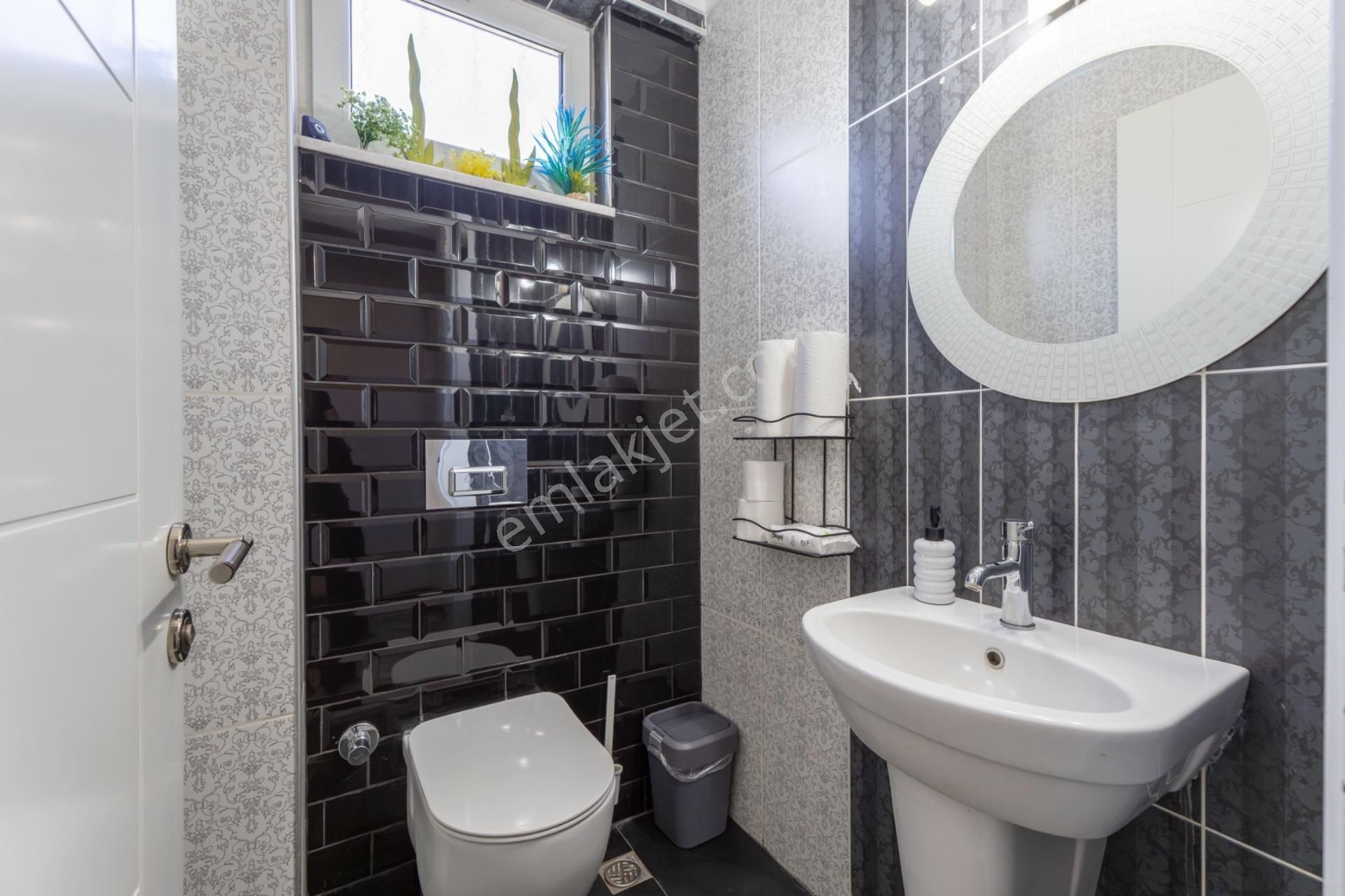 Döşemealtı Yeşilbayırda 5+1 Müstakil Trıplex Villa - Görsel 21