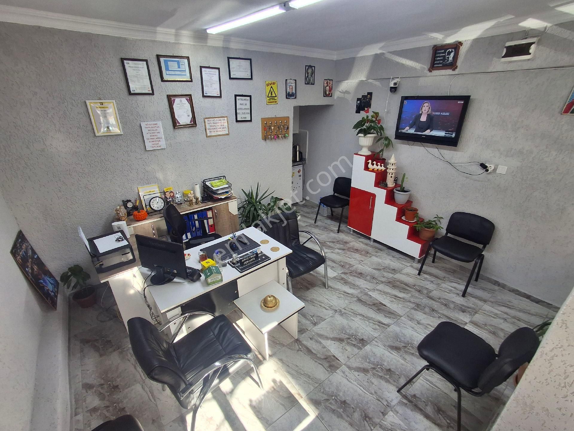 Savaş Emlak'tan Satılık Dükkan - Görsel 14