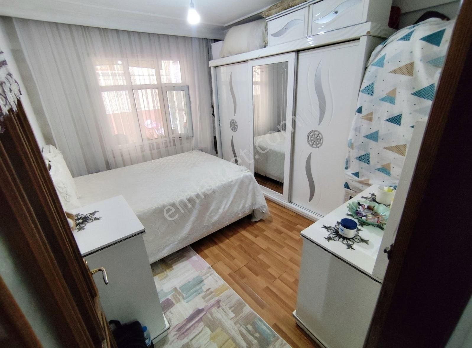 Camları Yüksek 2+1 90m² Bahçe Kati 17 Yaşında Merkezi Konumd A - Görsel 9