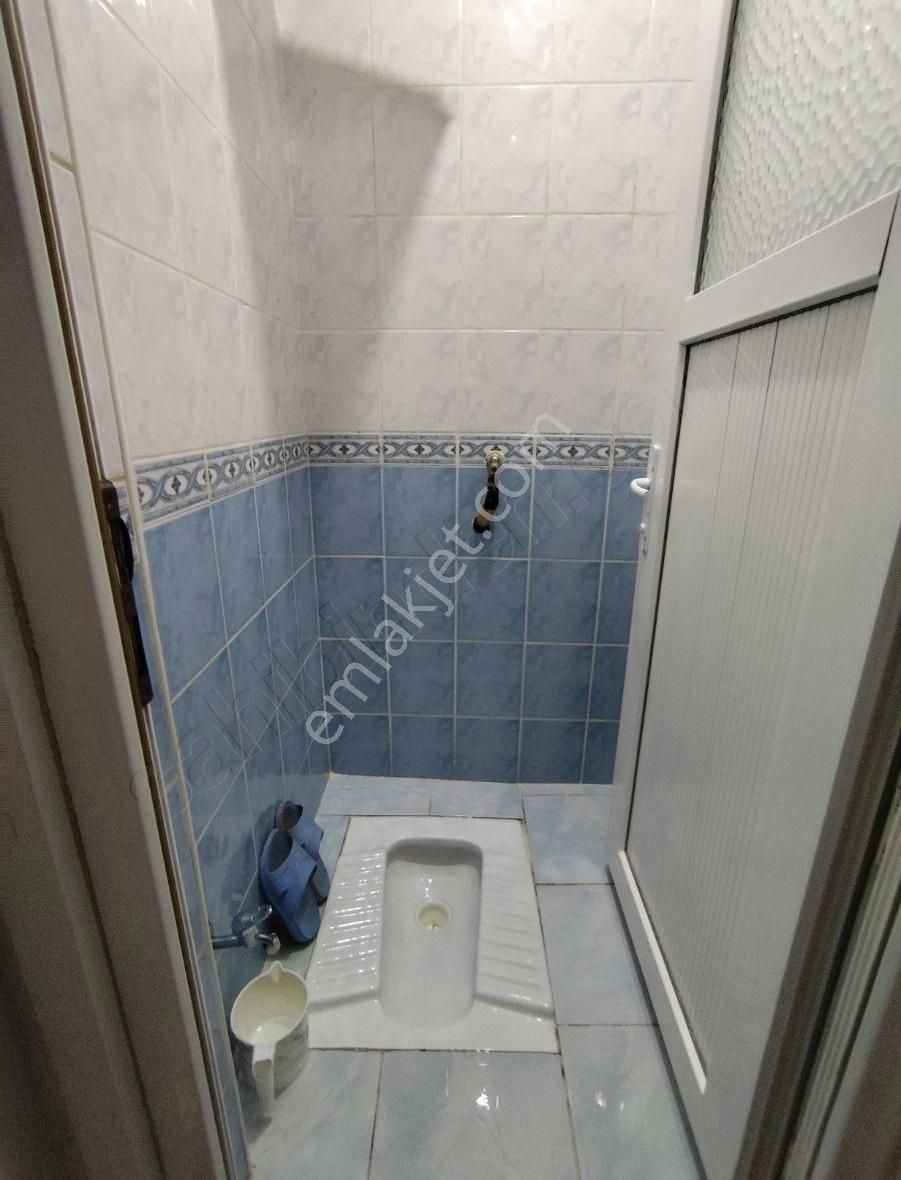 Camları Yüksek 2+1 90m² Bahçe Kati 17 Yaşında Merkezi Konumd A - Görsel 5