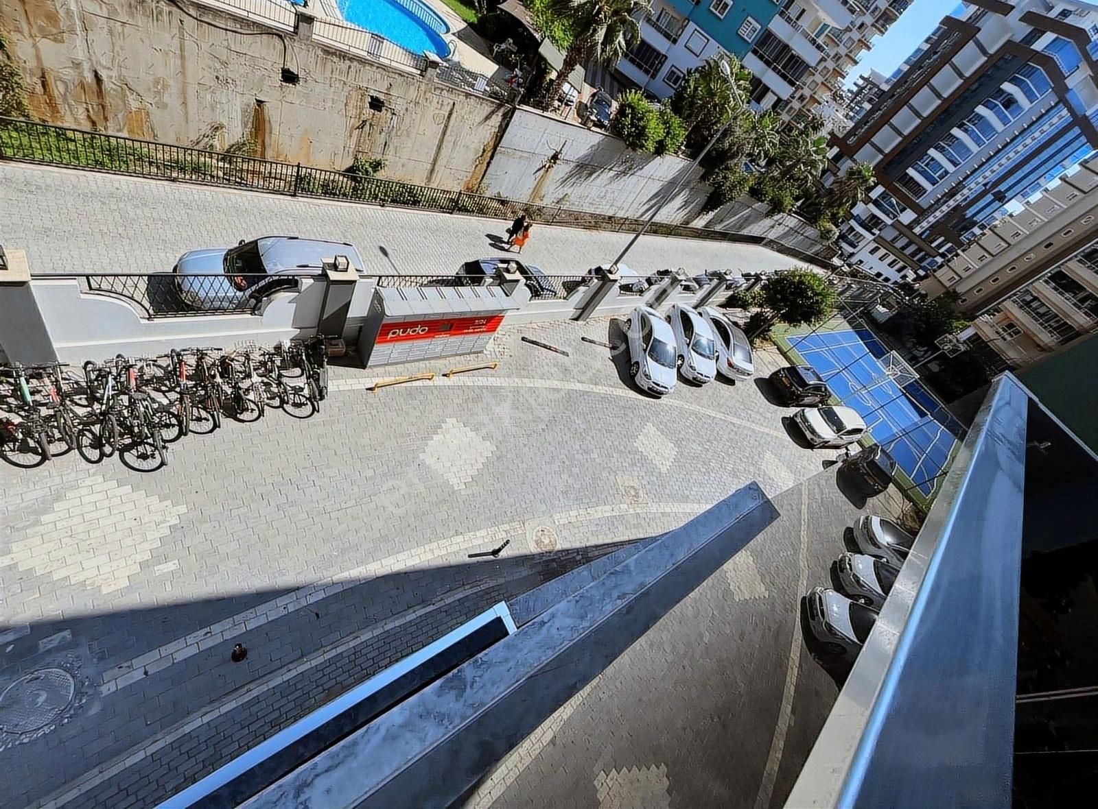 Lüx Sitede Lüx Eşyalı Aktiviteli Satılık Daire Alanya Mahmutlrda - Görsel 10