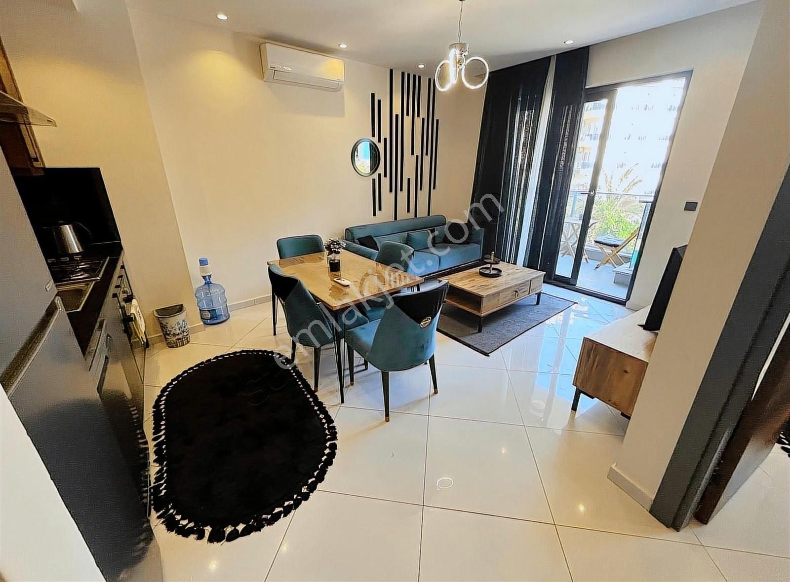 Lüx Sitede Lüx Eşyalı Aktiviteli Satılık Daire Alanya Mahmutlrda