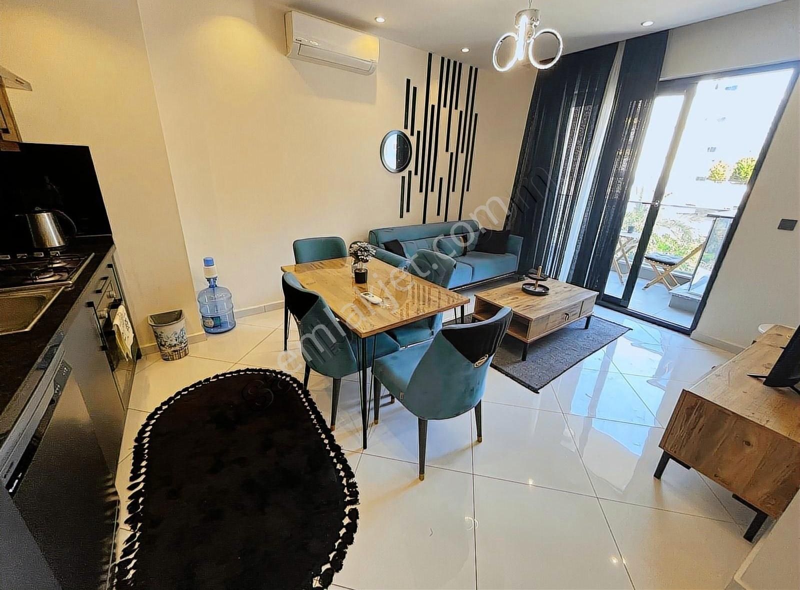 Lüx Sitede Lüx Eşyalı Aktiviteli Satılık Daire Alanya Mahmutlrda - Görsel 18