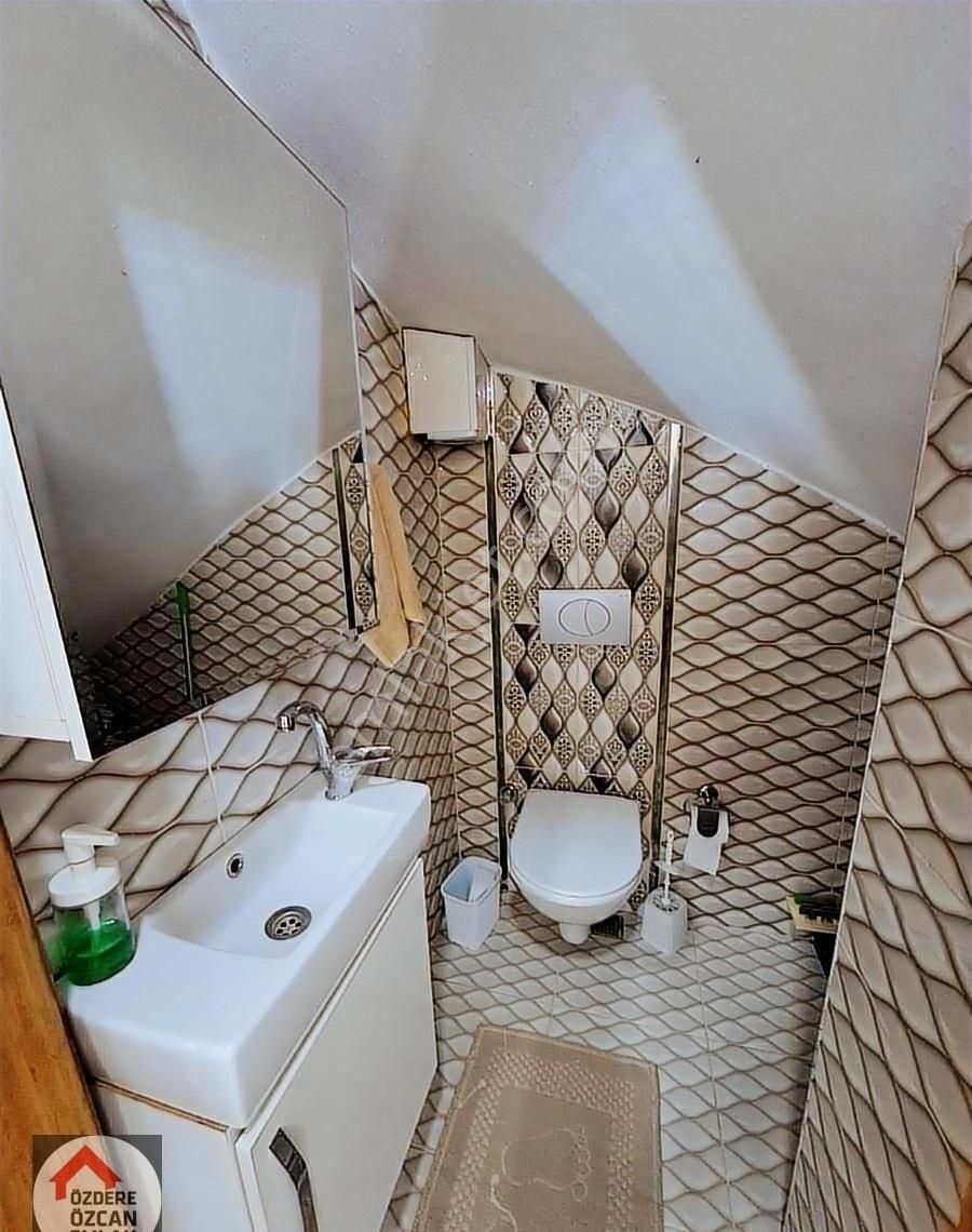 Özcan Emlaktan Deniz Tarafında Geniş 3+1 - Görsel 16