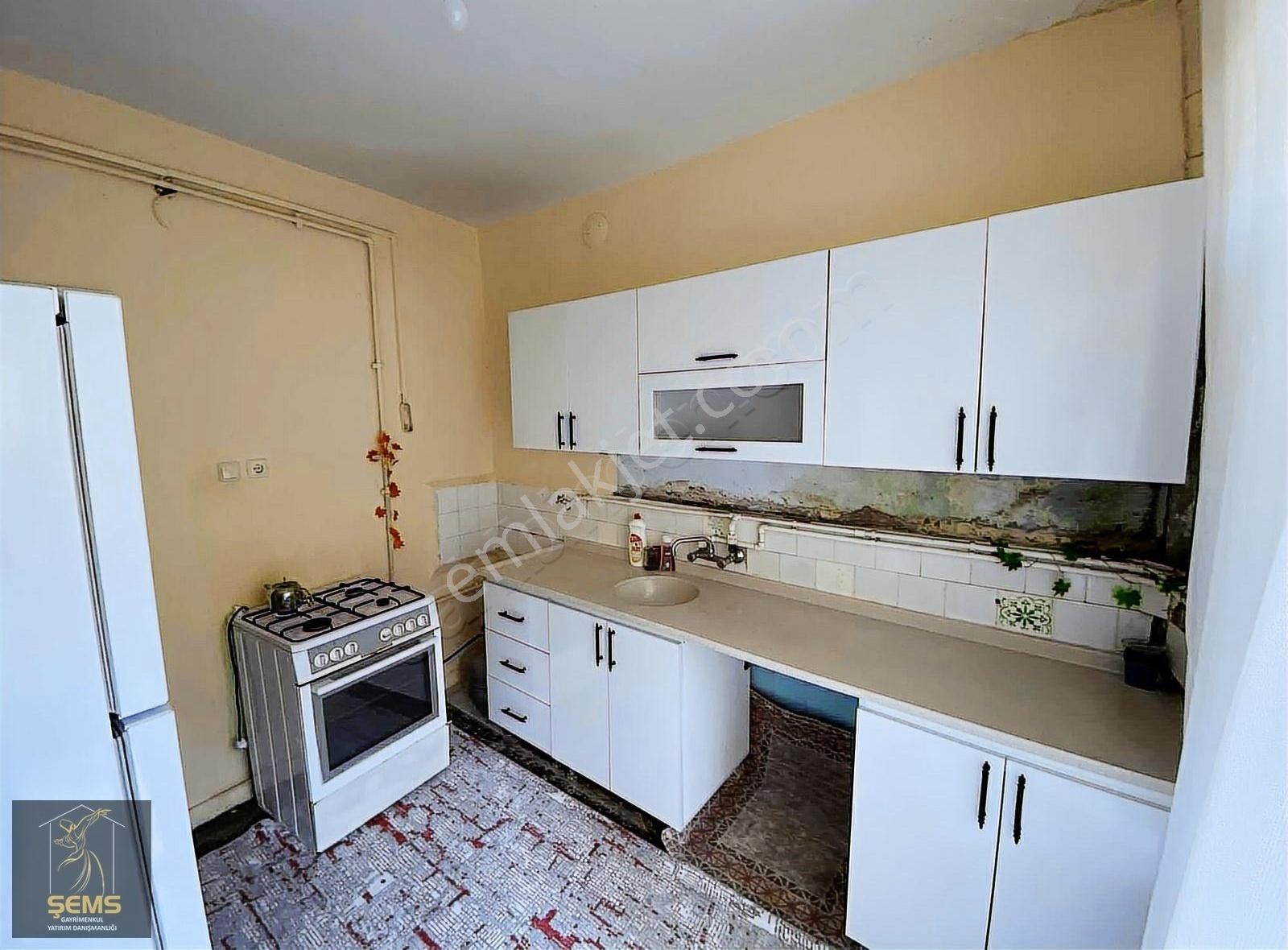 Şehir Merkezinde Eminevim Ve Krediye Uygun Yatırım Fırsatı 3+1 - Görsel 14