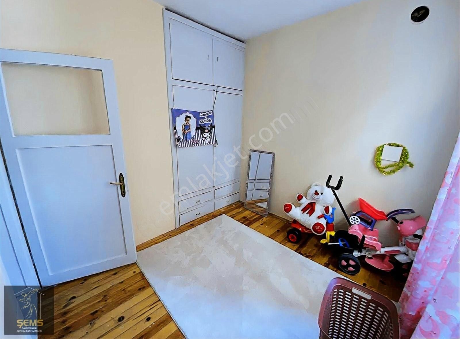 Şehir Merkezinde Eminevim Ve Krediye Uygun Yatırım Fırsatı 3+1 - Görsel 8