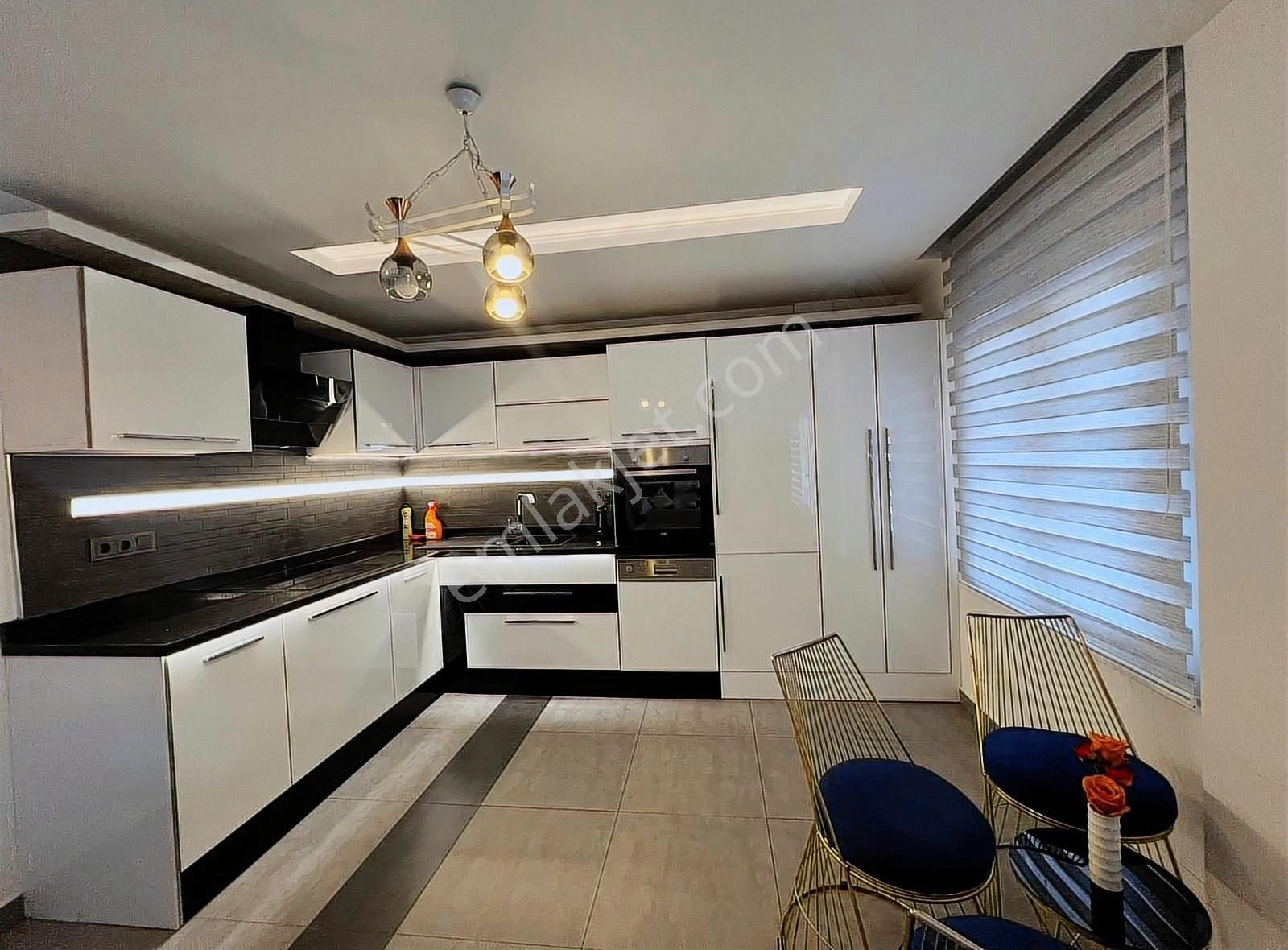 Kiralık Ultra Lüks Site İçerisinde 2+1 Daire - Görsel 8