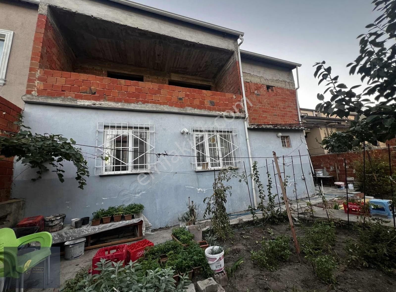 Esentepe Mahallesinde Satılık Müstakil Ev Ve Arsası - Görsel 18