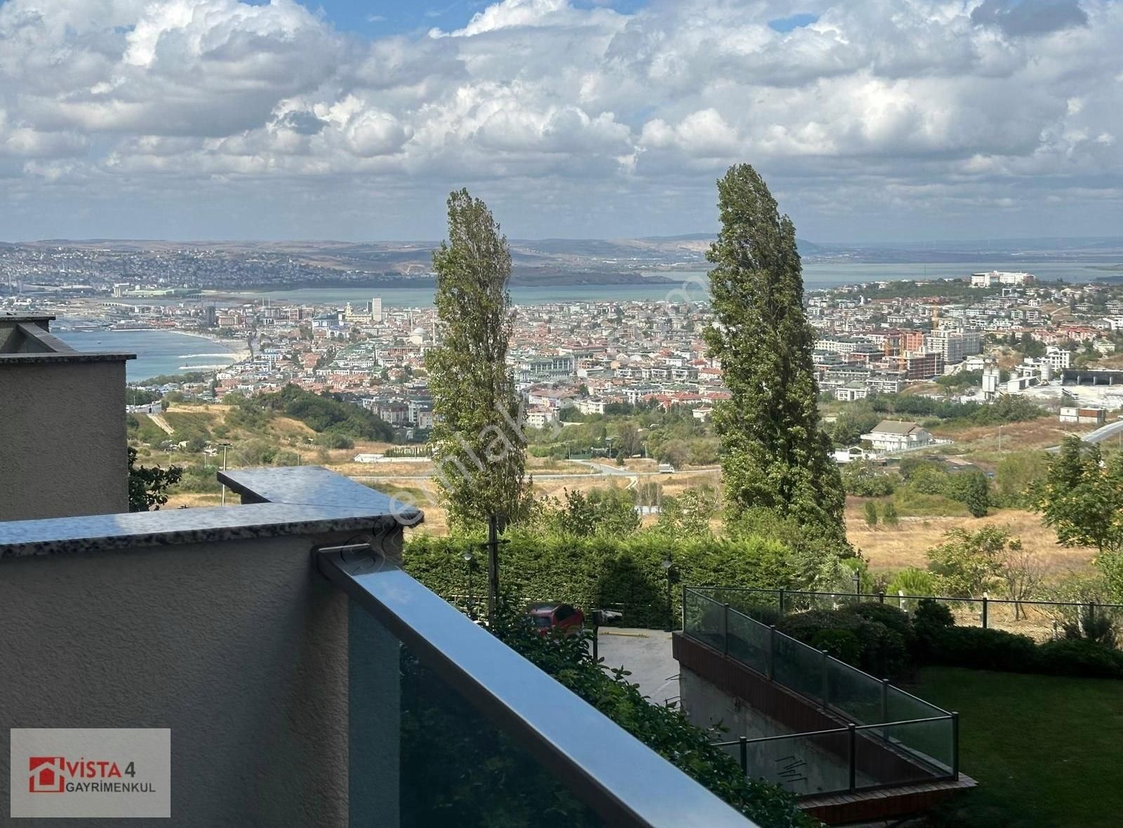 Doğa Panoroması Sitesi 2+1 Deniz Manzaralı Ful Yapılı Temiz Dair - Görsel 4