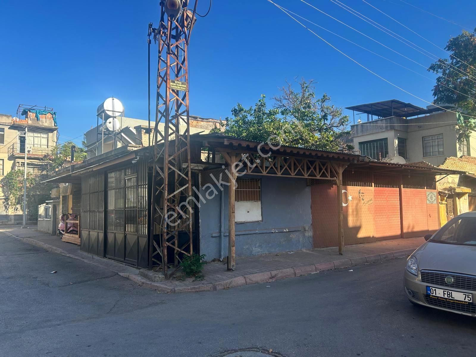 İstiklal Mah.merkezde 342 M2 Arsa İçerisinde Satılık Müstakil Ev - Görsel 7