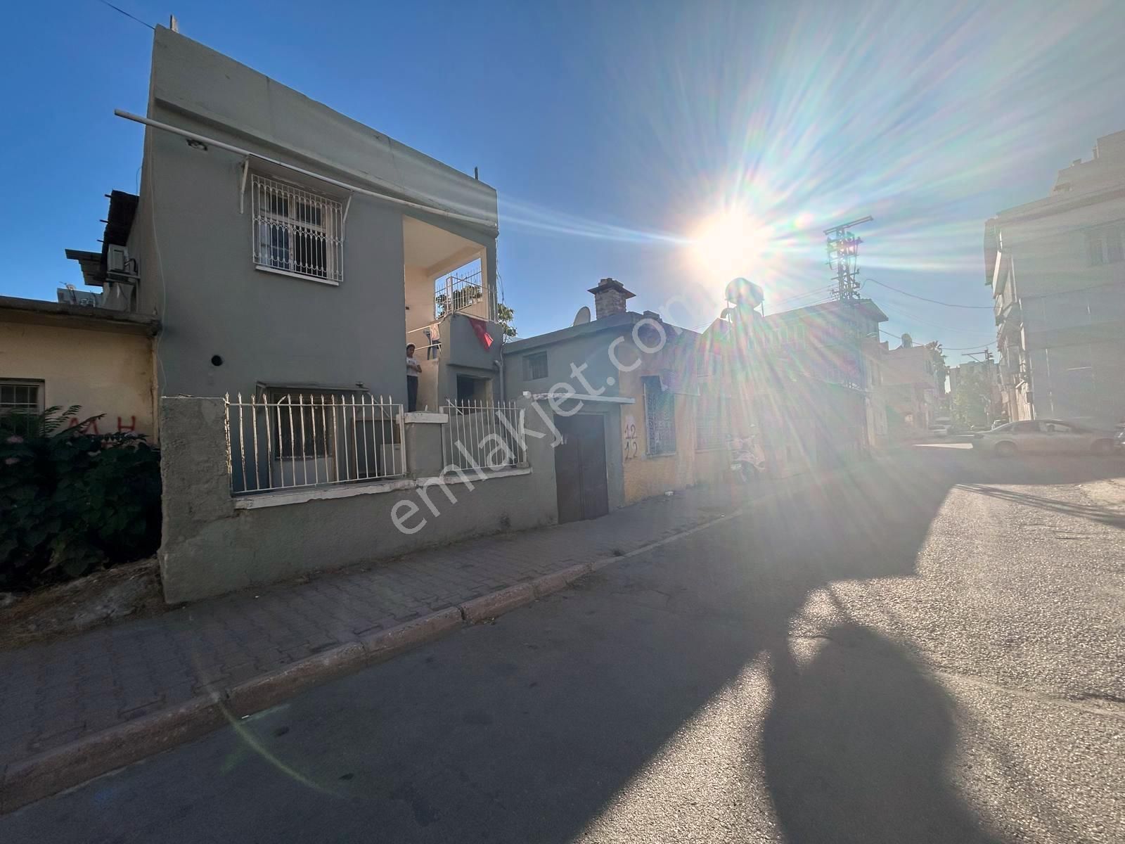 İstiklal Mah.merkezde 342 M2 Arsa İçerisinde Satılık Müstakil Ev - Görsel 3