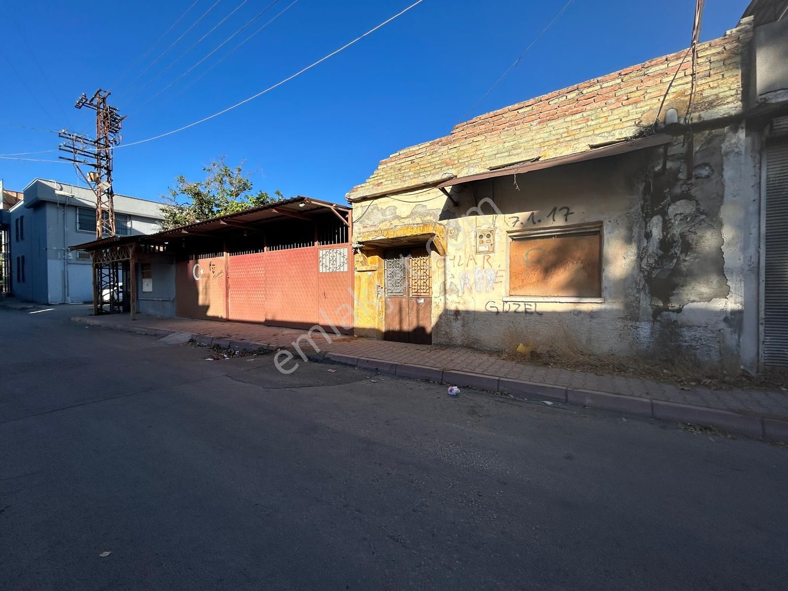 İstiklal Mah.merkezde 342 M2 Arsa İçerisinde Satılık Müstakil Ev - Görsel 5