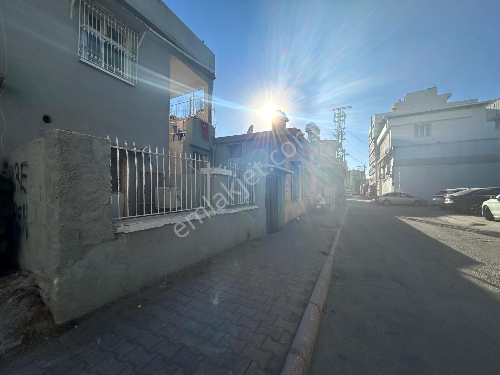 İstiklal Mah.merkezde 342 M2 Arsa İçerisinde Satılık Müstakil Ev - Görsel 4