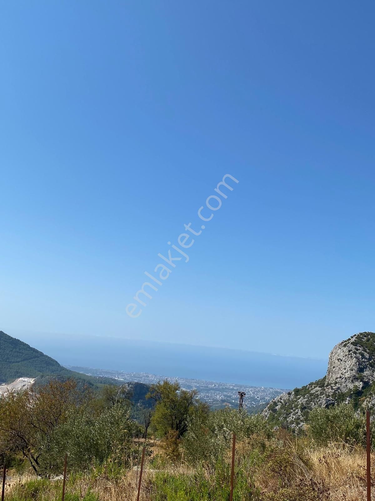 Alanya Bademağacı Mahallesi Satılık 1100m2 Tarla - Görsel 13