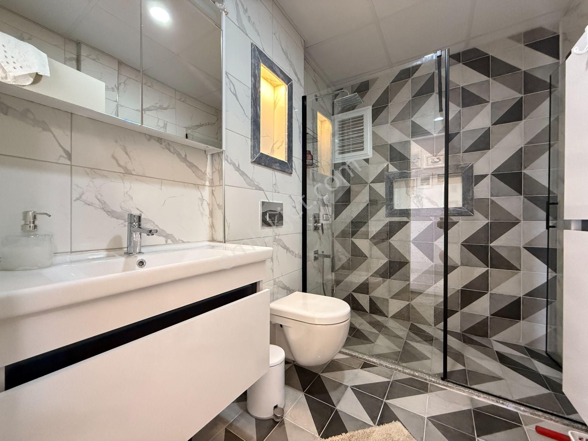 Ege Mah. Santra Poınt Sıtesınde Satılık 2.5+1 Daıre - Görsel 34