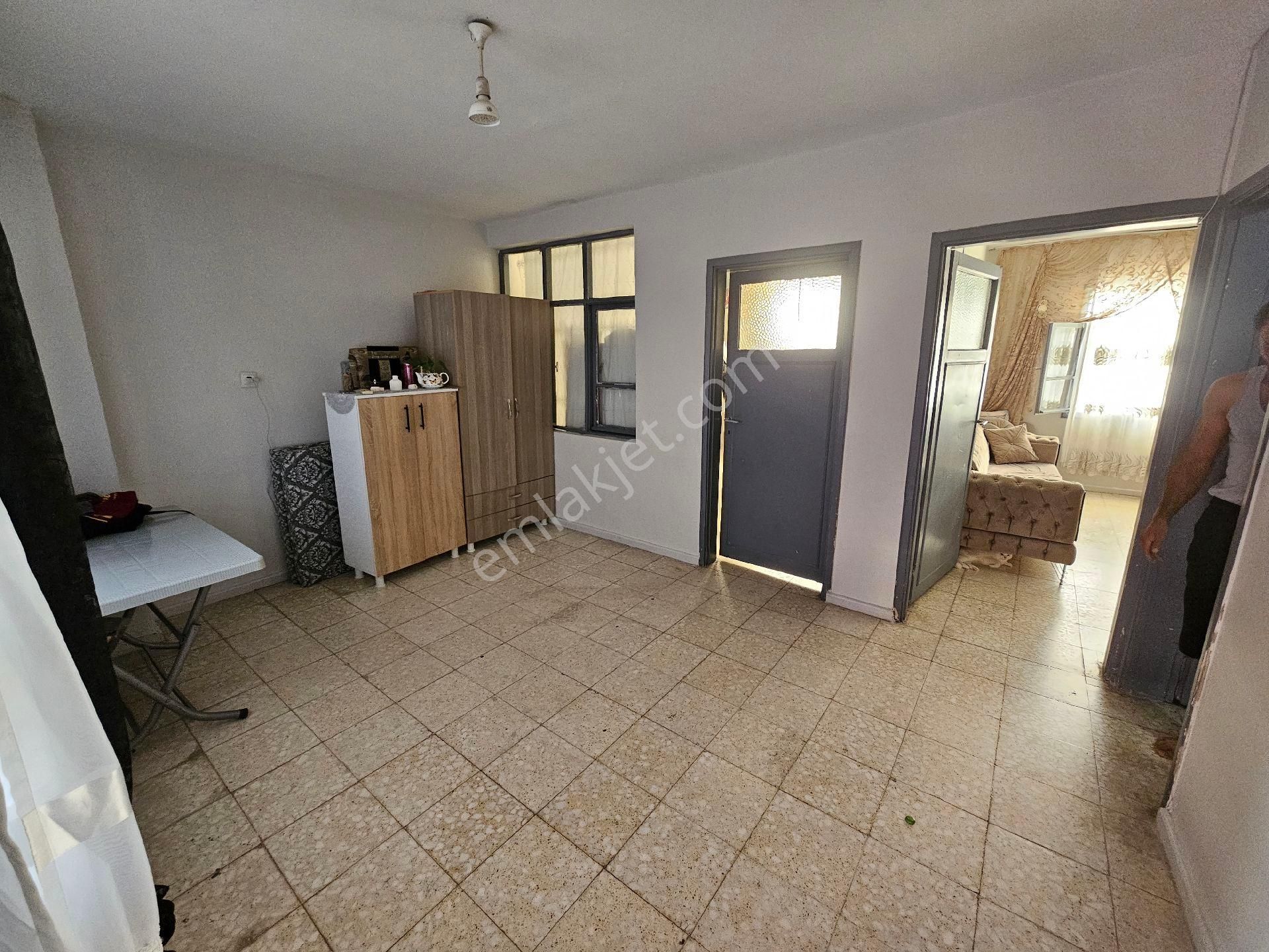 Seyhan Da Gülpınar Mhkıbrıs Cadesine Yakın110 Mt 3 Katlımüstakil Ev - Görsel 13