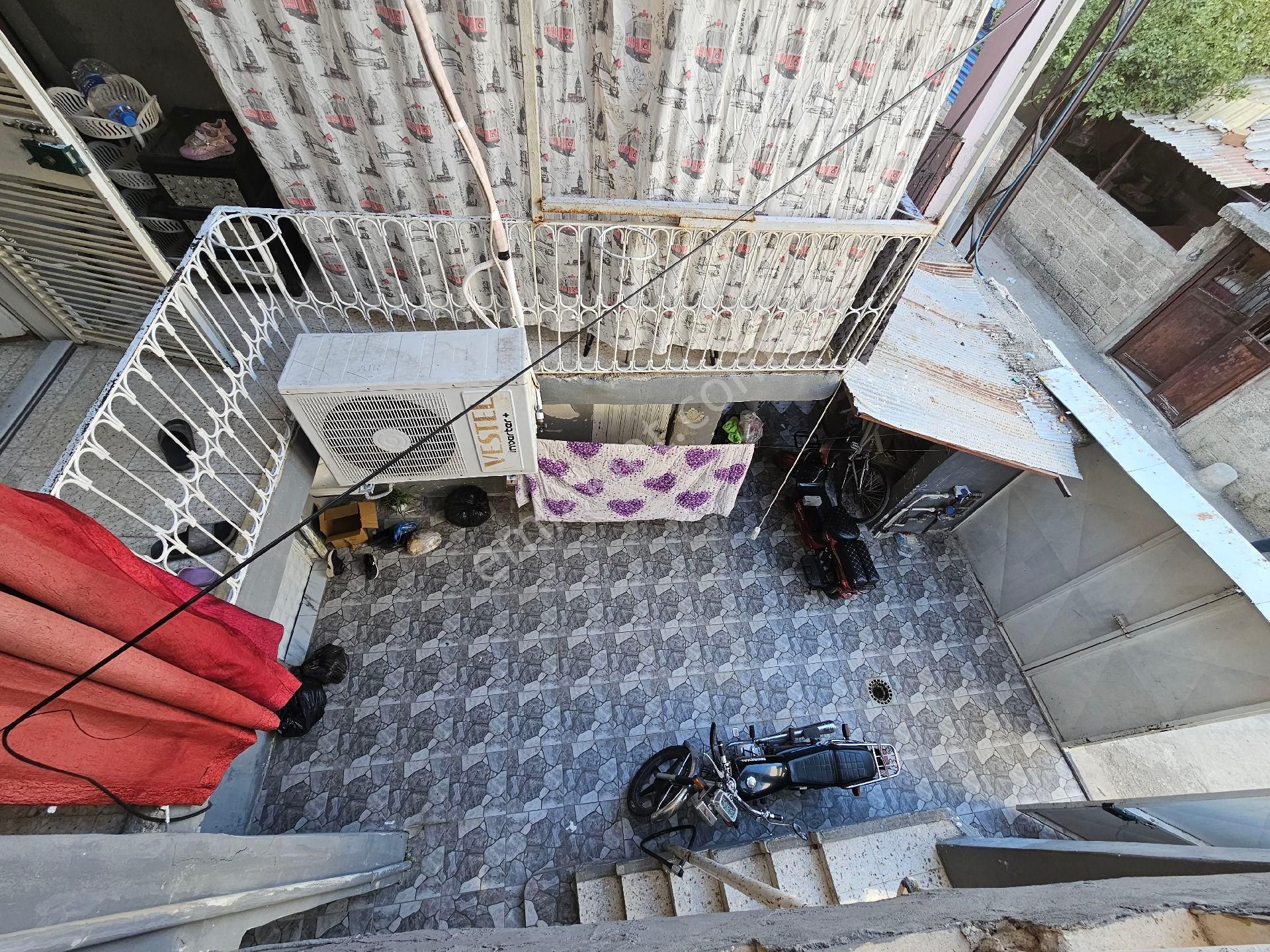 Seyhan Da Gülpınar Mhkıbrıs Cadesine Yakın110 Mt 3 Katlımüstakil Ev - Görsel 9