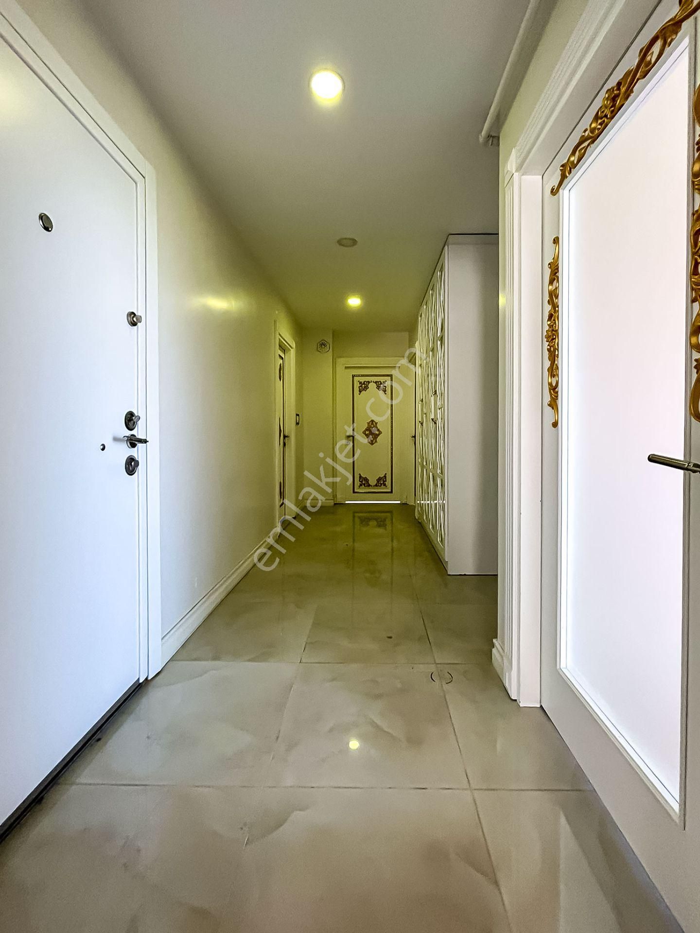 Marcity'den Bahçelievler'de 6+2 300m² K.otoparklı Ferah Dublex - Görsel 7