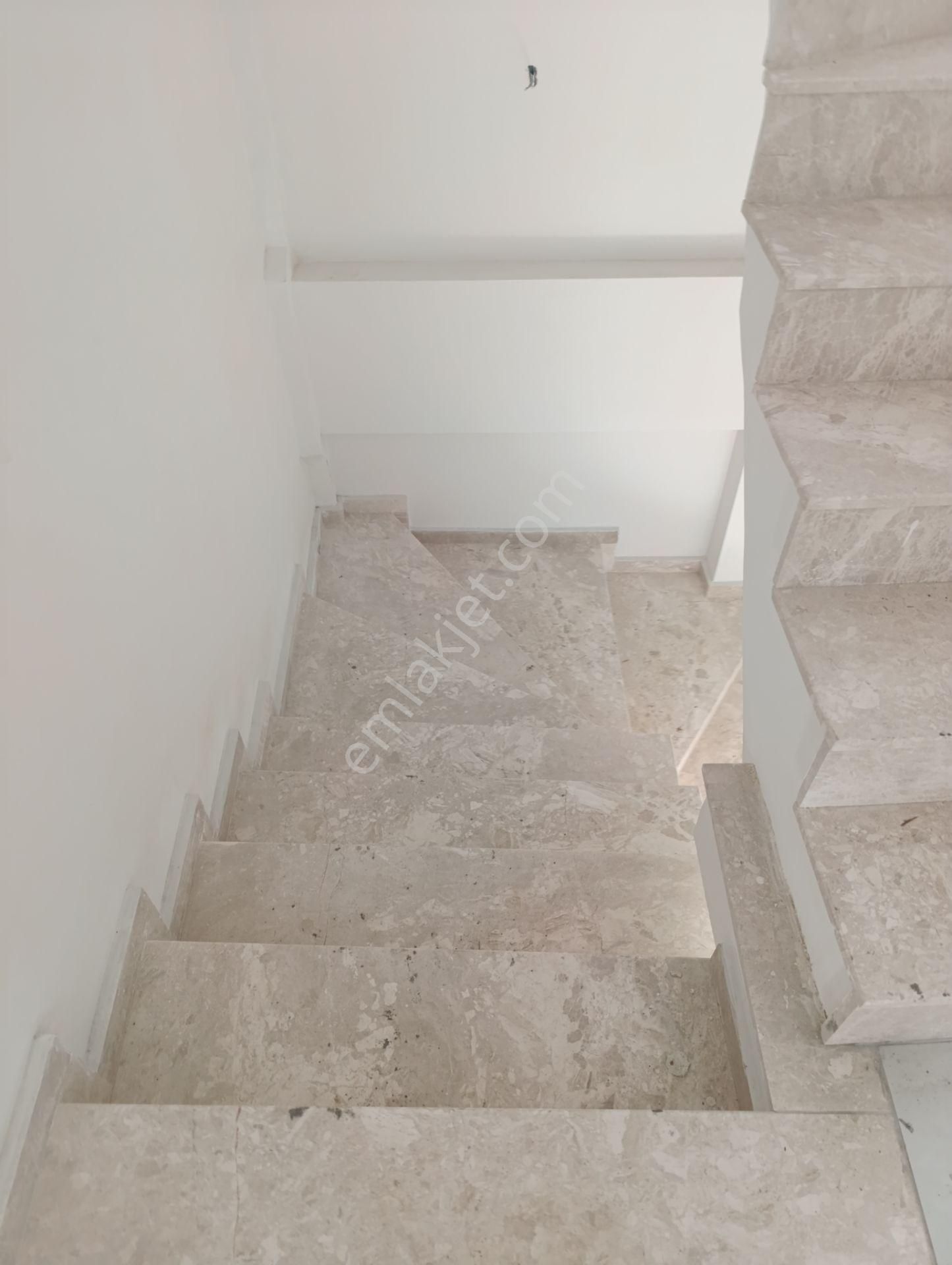 Rose Emlak'tan Satılık Teraslı Dubleks Villa - Görsel 17