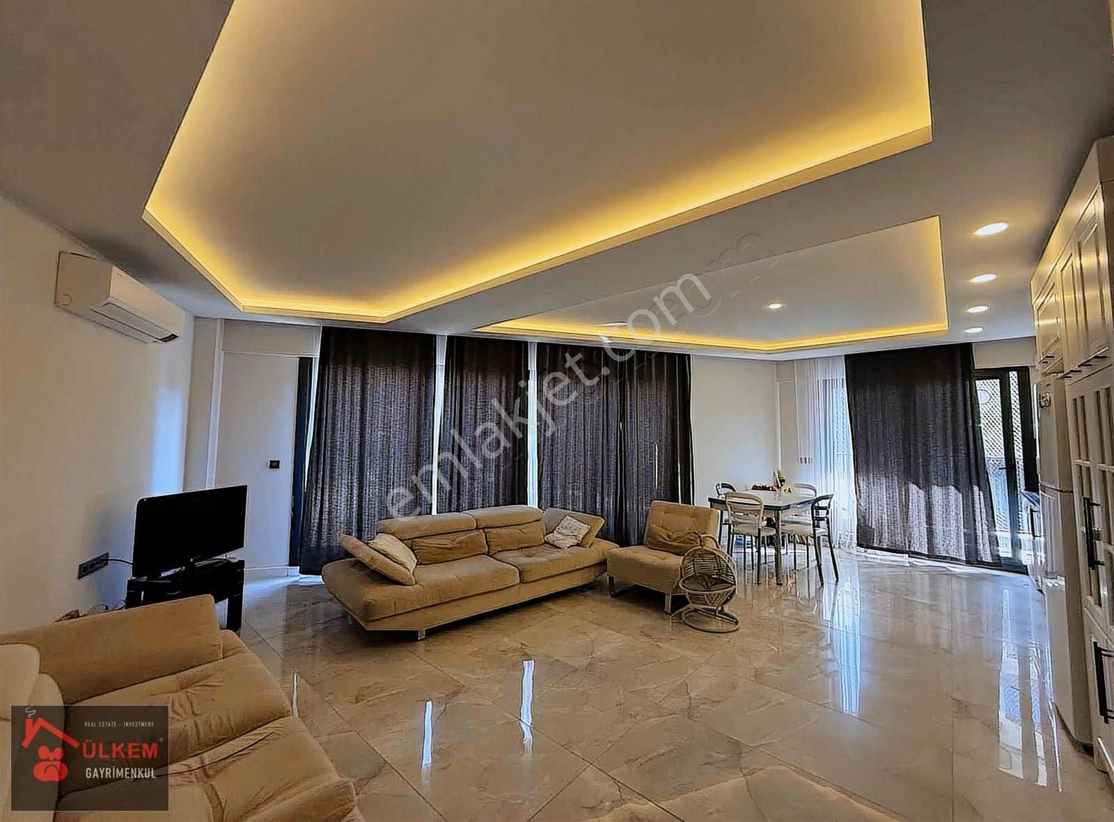 Kuşadası Merkez'de 2+1 Doğalgazlı 100 M2 Arakat Köşe Daire - Görsel 4