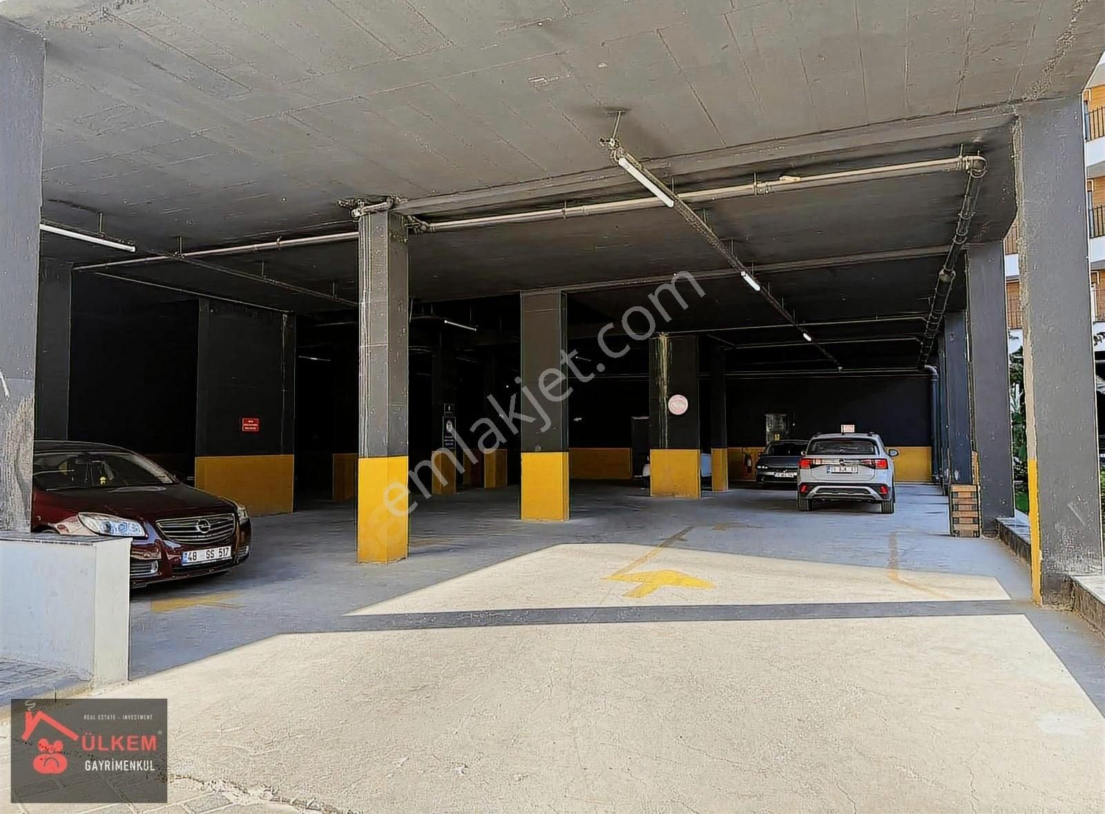 Kuşadası Merkez'de 2+1 Doğalgazlı 100 M2 Arakat Köşe Daire - Görsel 32