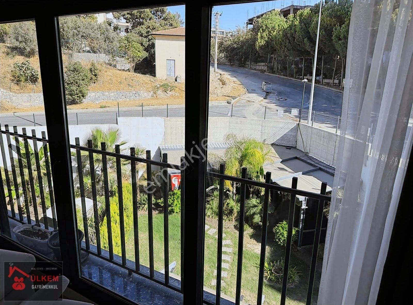 Kuşadası Merkez'de 2+1 Doğalgazlı 100 M2 Arakat Köşe Daire - Görsel 21