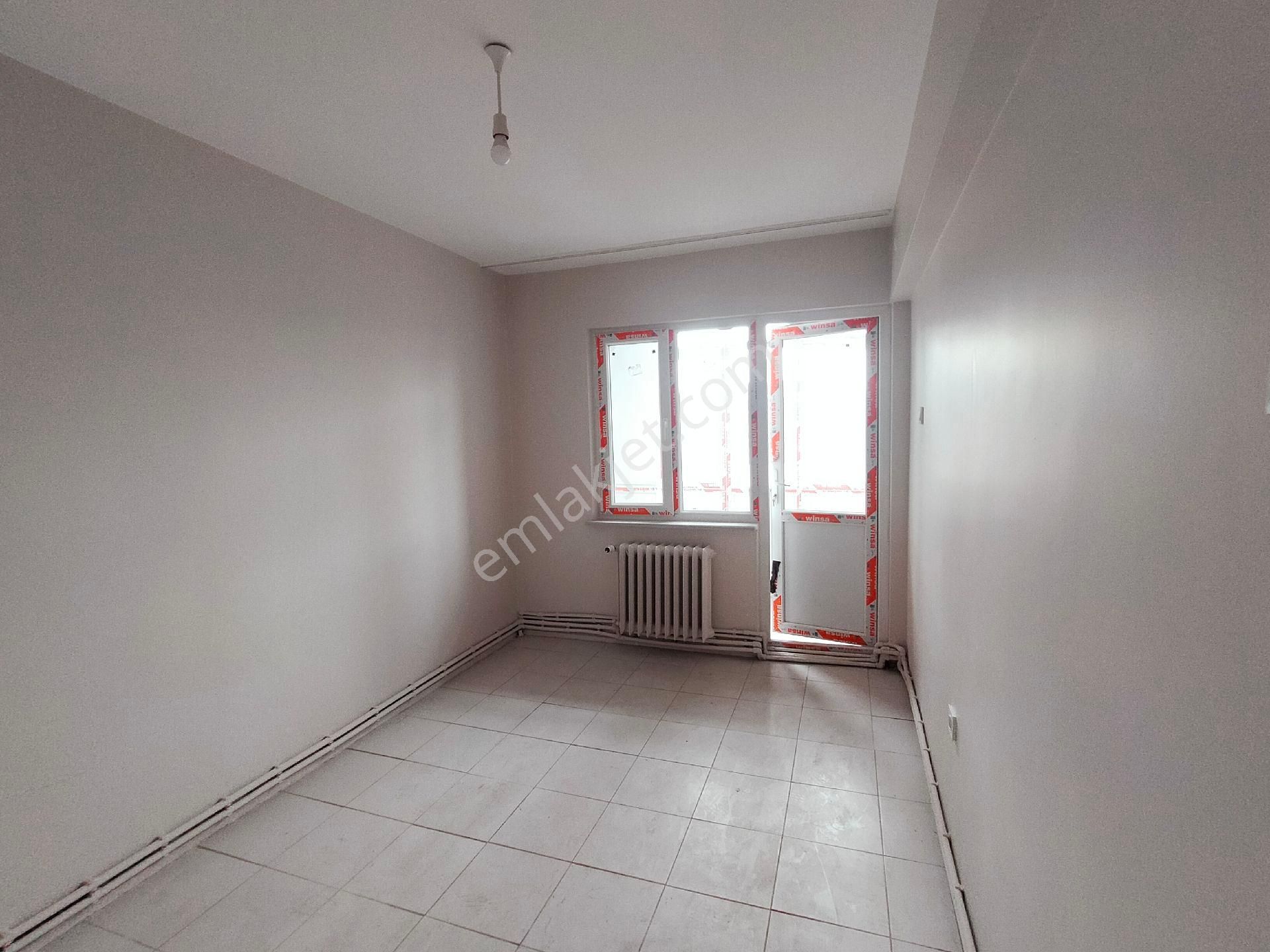 Bursa Setbaşı Sakal Döken`de 3+1 Kombili Kiralık Daire - Görsel 11